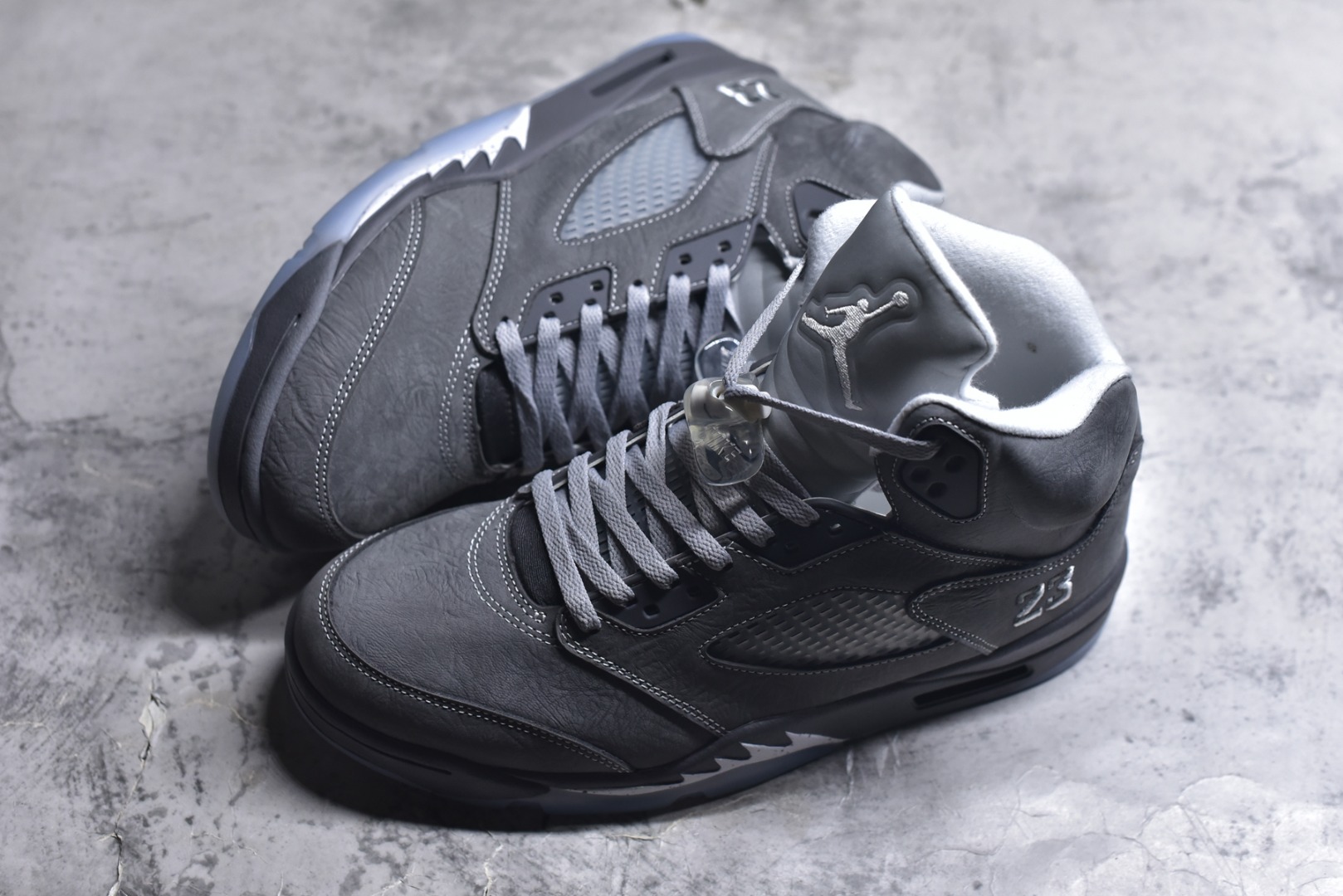 图片[7]-#顶级原版 头层皮 AJ5 乔5 灰色 DD0587-002 男鞋 40 40.5 41 42 42.5 43 44 44.5 45 46 47.5-选品中心