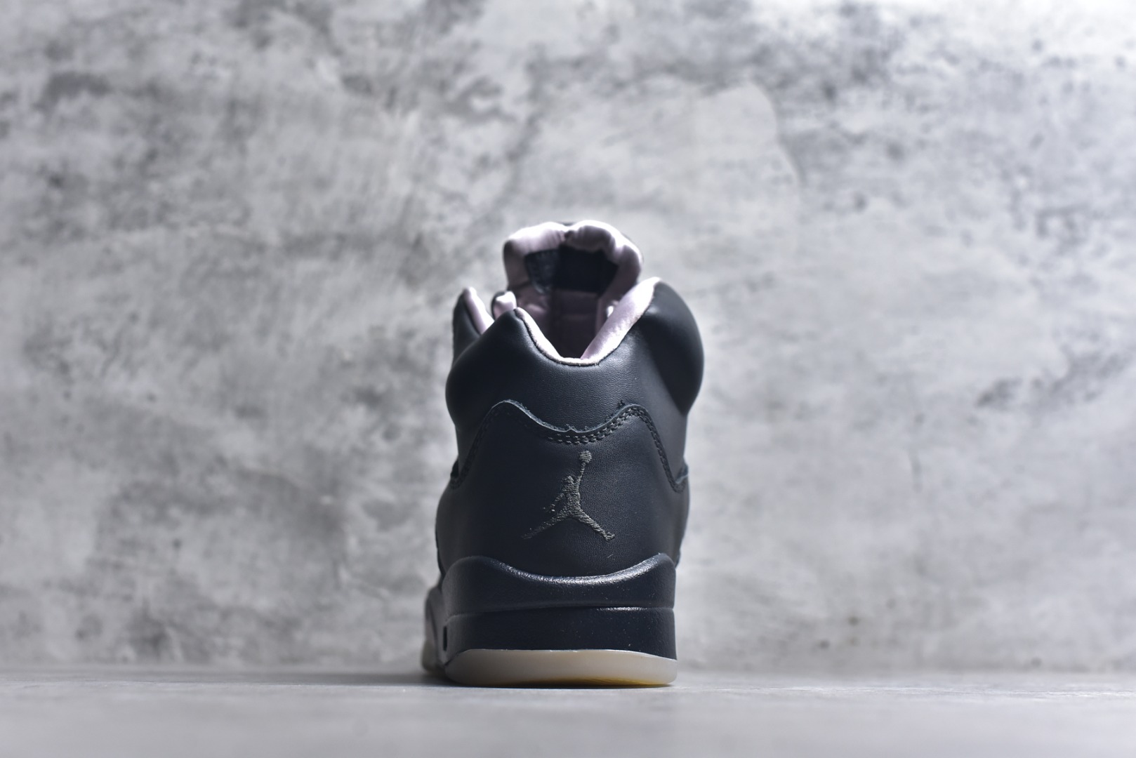 图片[5]-#顶级原版 头层皮 AJ5 乔5 黑粉 HQ3004-001 男鞋 40 40.5 41 42 42.5 43 44 44.5 45 46 47.5-选品中心