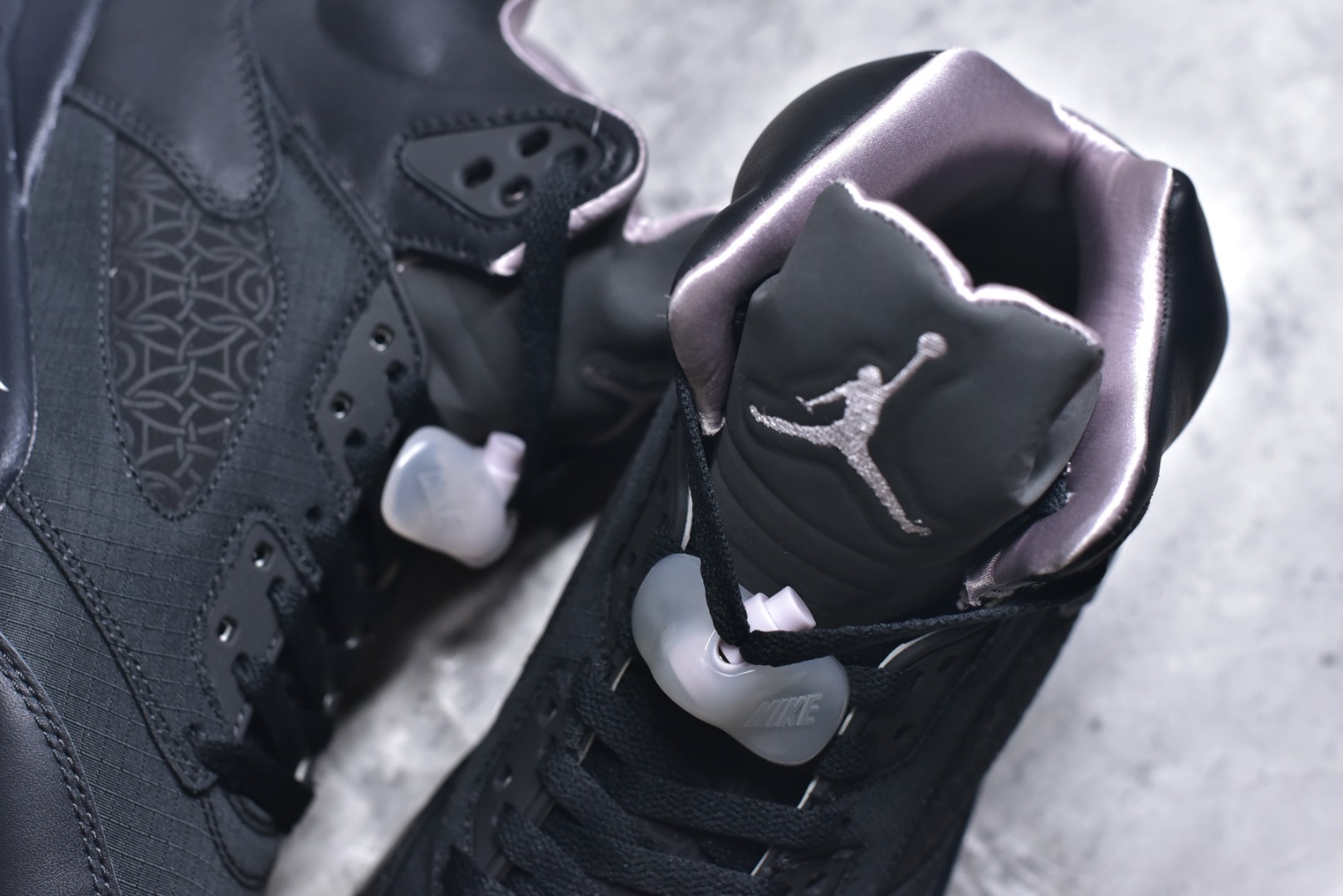 图片[9]-#顶级原版 头层皮 AJ5 乔5 黑粉 HQ3004-001 男鞋 40 40.5 41 42 42.5 43 44 44.5 45 46 47.5-选品中心