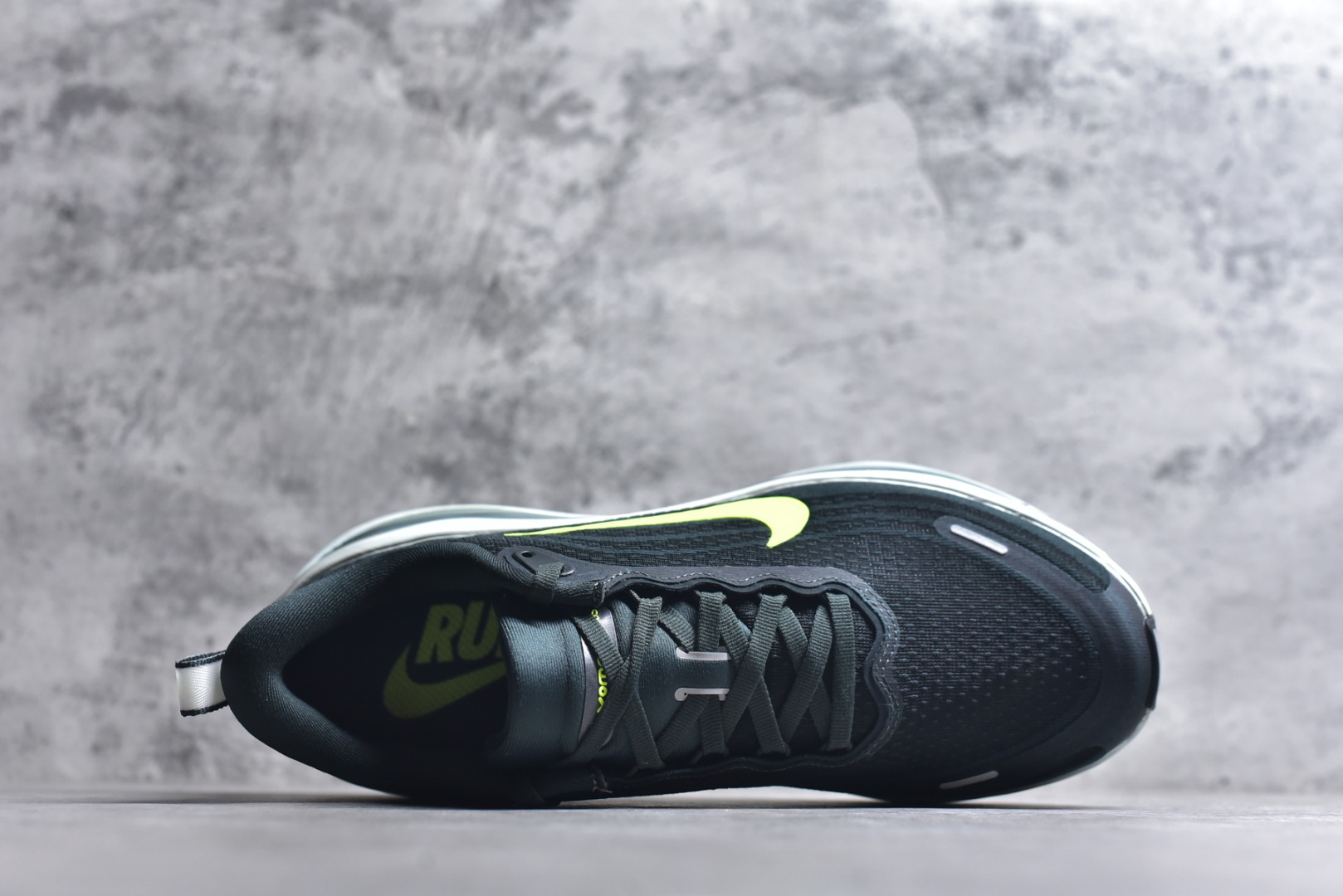 图片[4]-#Nike VOMERO PLUS RUN 耐克 舒适减震防滑 低帮跑步鞋 HV8150 300 尺码：39-45（半）-选品中心