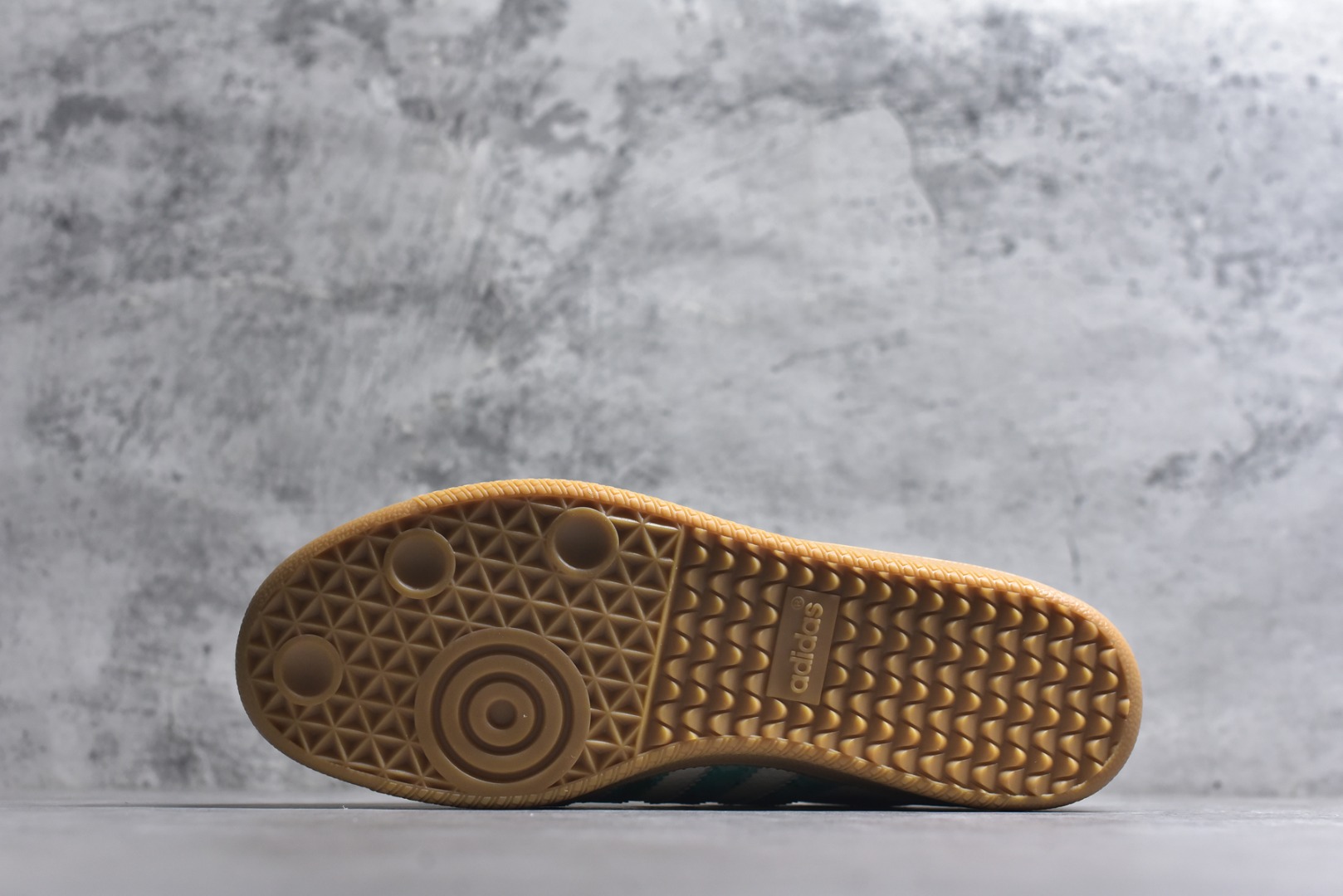 图片[6]-#独家实拍✨Adidas SAMBA OG 德训鞋 高端定制桑巴系列 大厂纯原品质出货 超高清洁度 细节完美 舒适百搭 低帮休闲板鞋 男女同款 货号：XR0012 尺码：36 36.5 37 38 38.5 39 40 40.5 41 42 42.5 43 44 44.5 45-选品中心