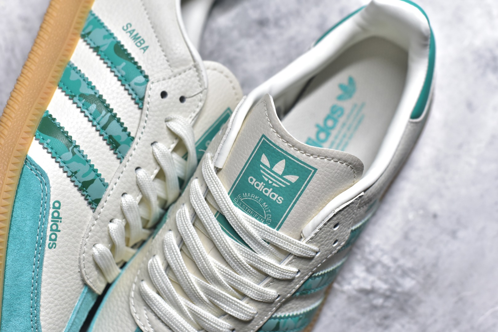 图片[9]-#独家实拍✨Adidas SAMBA OG 德训鞋 高端定制桑巴系列 大厂纯原品质出货 超高清洁度 细节完美 舒适百搭 低帮休闲板鞋 男女同款 货号：XR0012 尺码：36 36.5 37 38 38.5 39 40 40.5 41 42 42.5 43 44 44.5 45-选品中心