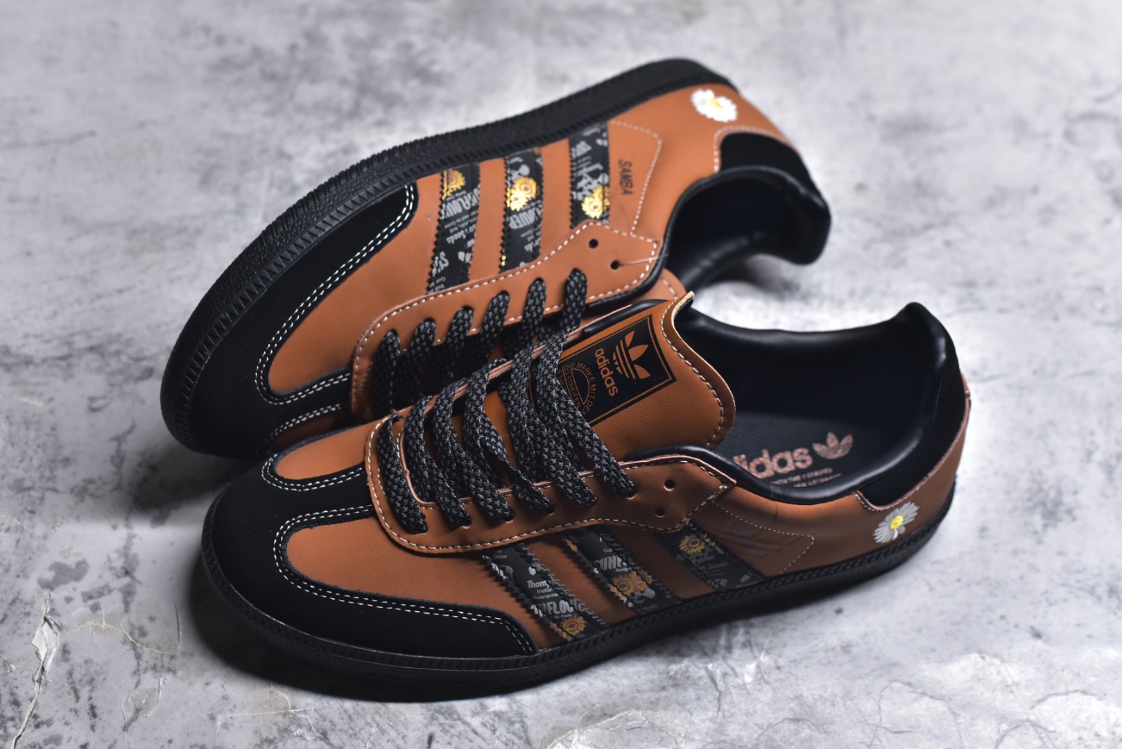 图片[7]-#独家实拍✨Adidas SAMBA OG 德训鞋 高端定制桑巴系列 大厂纯原品质出货 超高清洁度 细节完美 舒适百搭 低帮休闲板鞋 男女同款 货号：XR0008 尺码：36 36.5 37 38 38.5 39 40 40.5 41 42 42.5 43 44 44.5 45-选品中心