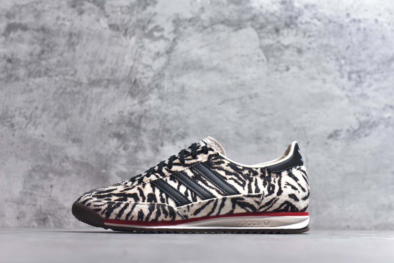 #Adidas SL 72 RS 阿迪达斯 三叶草 复古休闲跑步鞋休闲运动鞋 货号：KH8811 尺码：36-45-选品中心