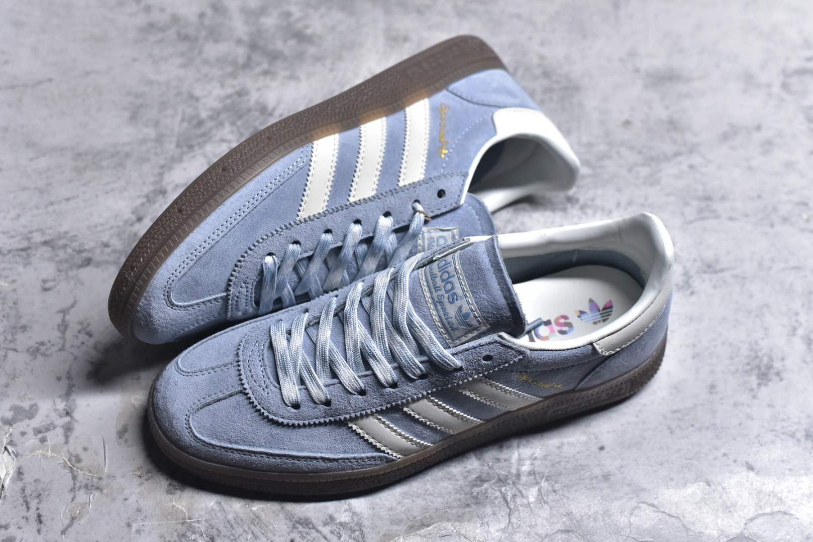 图片[7]-#Adidas Samba 桑巴舞街头系列德训运动板鞋 采用固色翻毛皮组合牛剖革鞋面材质 货号：KI5933 尺码：35.5-45-选品中心