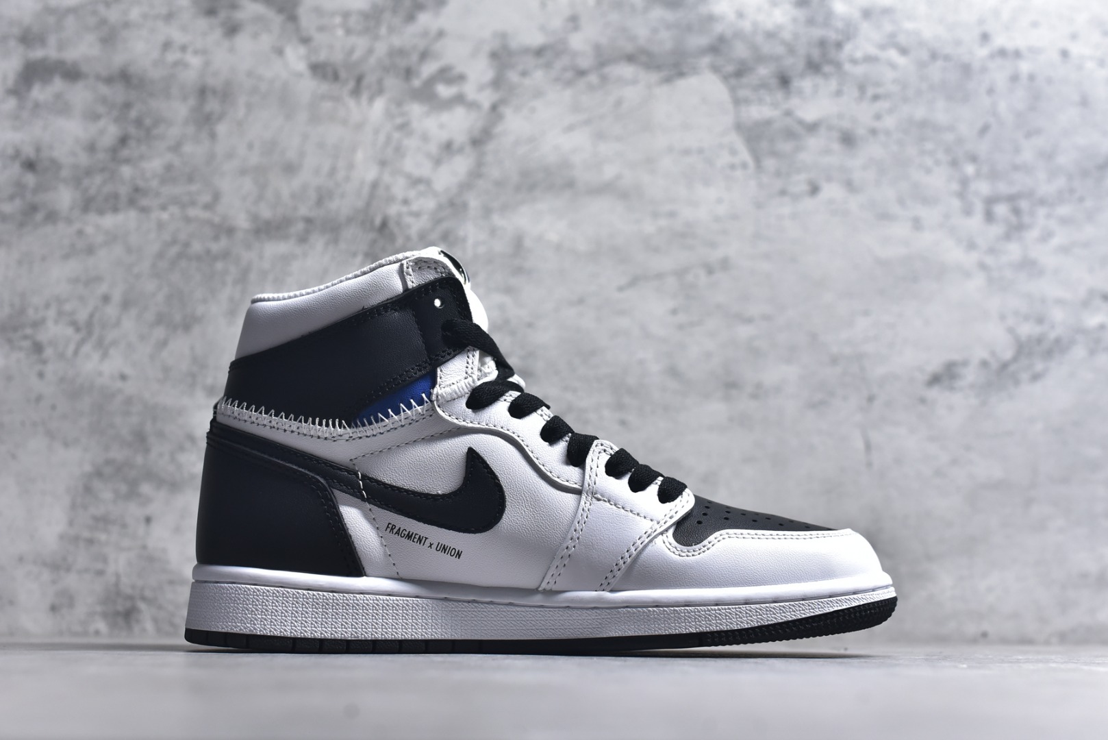 图片[3]-#乔1 高帮 倒钩闪电 联名 白黑 II7282-100 男女鞋 36 36.5 37.5 38 38.5 39 40 40.5 41 42 42.5 43 44 44.5 45 46 47.5-选品中心