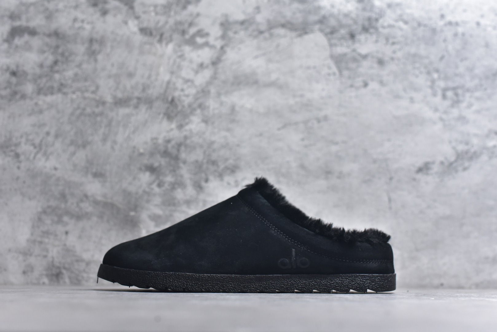 #Alo Yoga Recovery Slipper 舒适简约 保暖防磨 防滑包头拖鞋 货号：A0827U 尺码： 36-45-选品中心