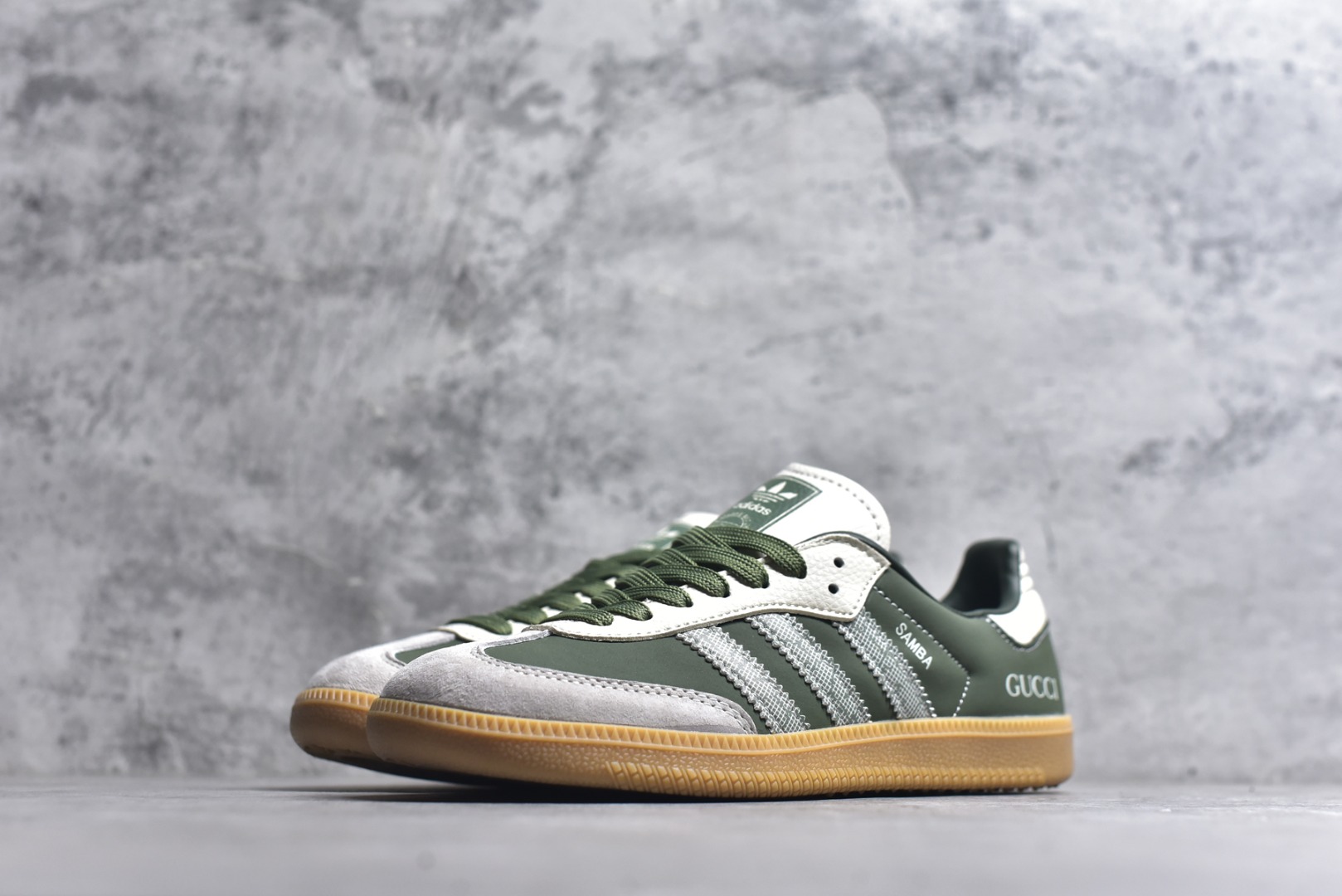 图片[2]-#独家实拍✨Adidas SAMBA 德训鞋 高端定制桑巴系列 大厂纯原品质出货 超高清洁度 细节完美 舒适百搭 低帮休闲板鞋 男女同款 货号：DX0011 尺码：36 36.5 37 38 38.5 39 40 40.5 41 42 42.5 43 44 44.5 45-选品中心