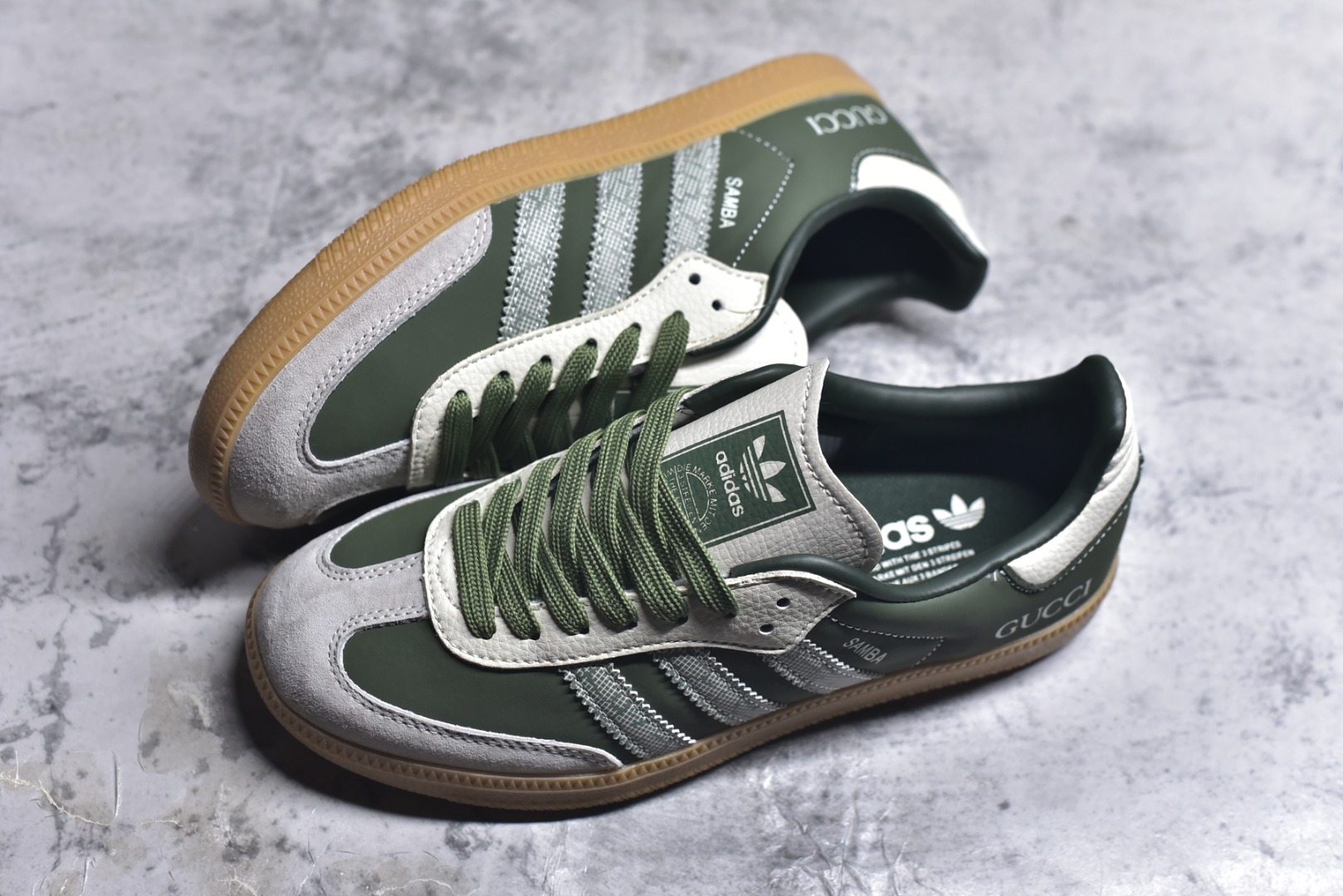 图片[7]-#独家实拍✨Adidas SAMBA 德训鞋 高端定制桑巴系列 大厂纯原品质出货 超高清洁度 细节完美 舒适百搭 低帮休闲板鞋 男女同款 货号：DX0011 尺码：36 36.5 37 38 38.5 39 40 40.5 41 42 42.5 43 44 44.5 45-选品中心