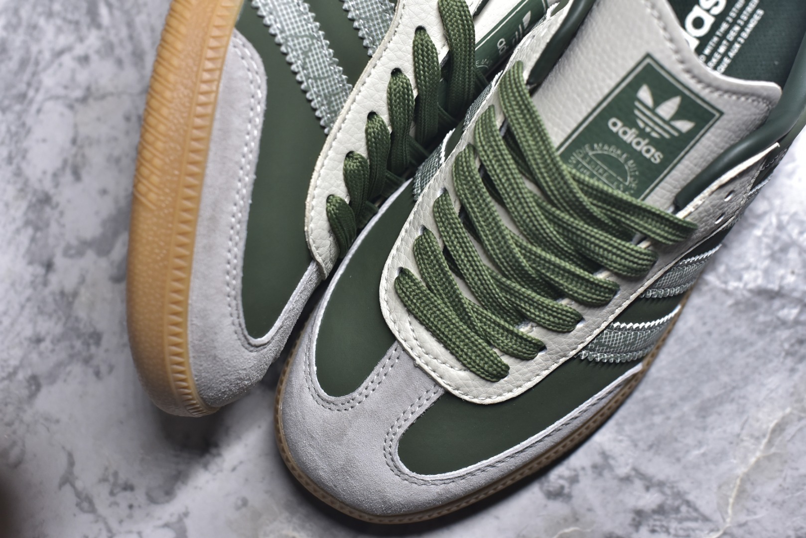 图片[8]-#独家实拍✨Adidas SAMBA 德训鞋 高端定制桑巴系列 大厂纯原品质出货 超高清洁度 细节完美 舒适百搭 低帮休闲板鞋 男女同款 货号：DX0011 尺码：36 36.5 37 38 38.5 39 40 40.5 41 42 42.5 43 44 44.5 45-选品中心