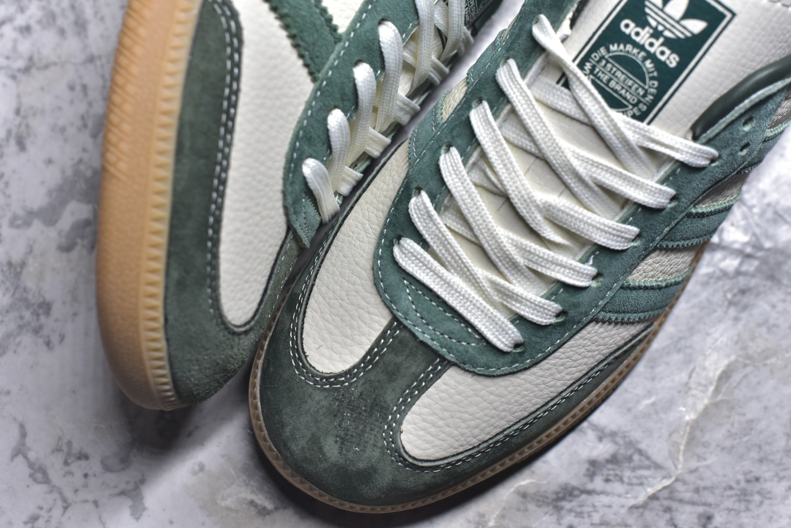 图片[8]-#Adidas Samba OG 桑巴舞街头系列德训运动板鞋 采用固色翻毛皮组合牛剖革鞋面材质 外置正确3层组合围条加厚烟胶橡胶大底 货号：DX0001 尺码：36 36.5 37.5 38 38.5 39 40 40.5 41 42 42.5 43 44 45-选品中心