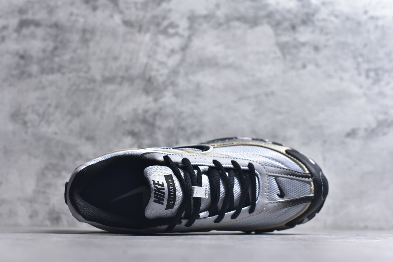 图片[4]-#NK Initiator 创始者系列 运动舒适复古网布合成革减震防滑耐磨低帮休闲跑步鞋 Ins爆火全新韩系古着风 回味经典 采用透气网眼鞋面和支撑覆盖层 自然运动设计的Phlyon中底用于缓冲 BRS 1000碳橡胶外底具有轻质柔韧性 牵引力和耐用性 货号：IB4339-027 尺码：36-45-选品中心