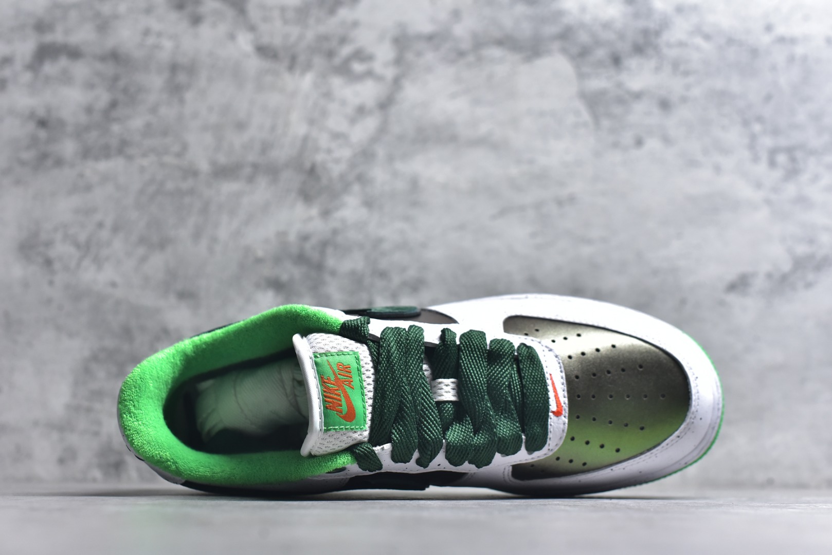 图片[4]-#Nike Air Force 1 Low 空军一号低帮百搭休闲运动板鞋 柔软、弹性十足的缓震性能和出色的中底设计，横跨复古与现代的外型结合，造就出风靡全球三十多年的Force 1，直到今天还深受青睐 尺码：36 36.5 37.5 38 38.5 39 40 40.5 41 42 42.5 43 44 45 货号：IU7613-100-选品中心