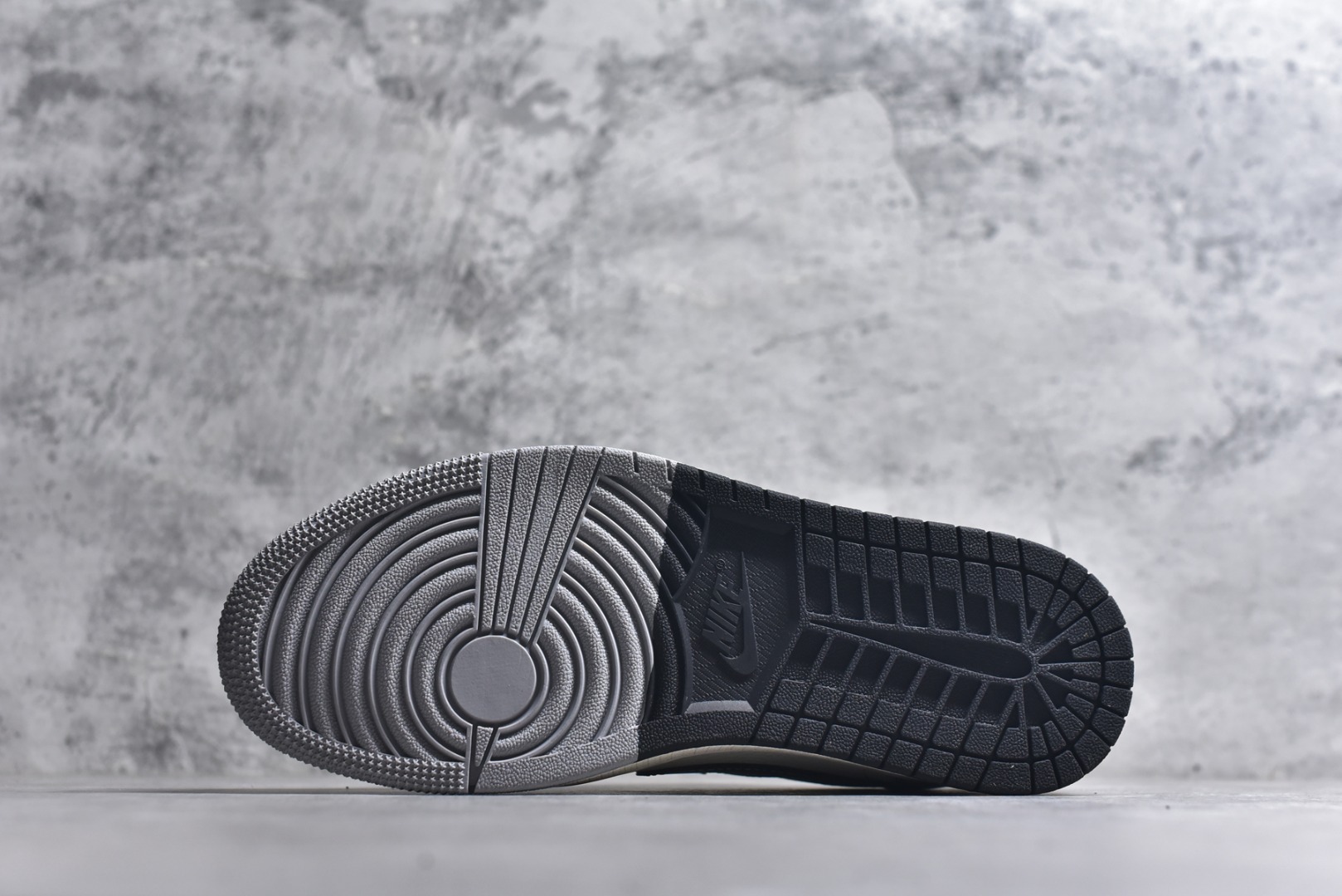 图片[6]-#Air Jordan 1 Low AJ1 乔1马年限定 千里马 高端定制 低帮复古篮球鞋 #定制鞋盒 大厂纯原品质出货 超高清洁度 皮料切割干净无任何毛边 细节完美 货号：JJ3508-550 尺码：36 36.5 37.5 38 38.5 39 40 40.5 41 42 42.5 43 44 44.5 45-选品中心