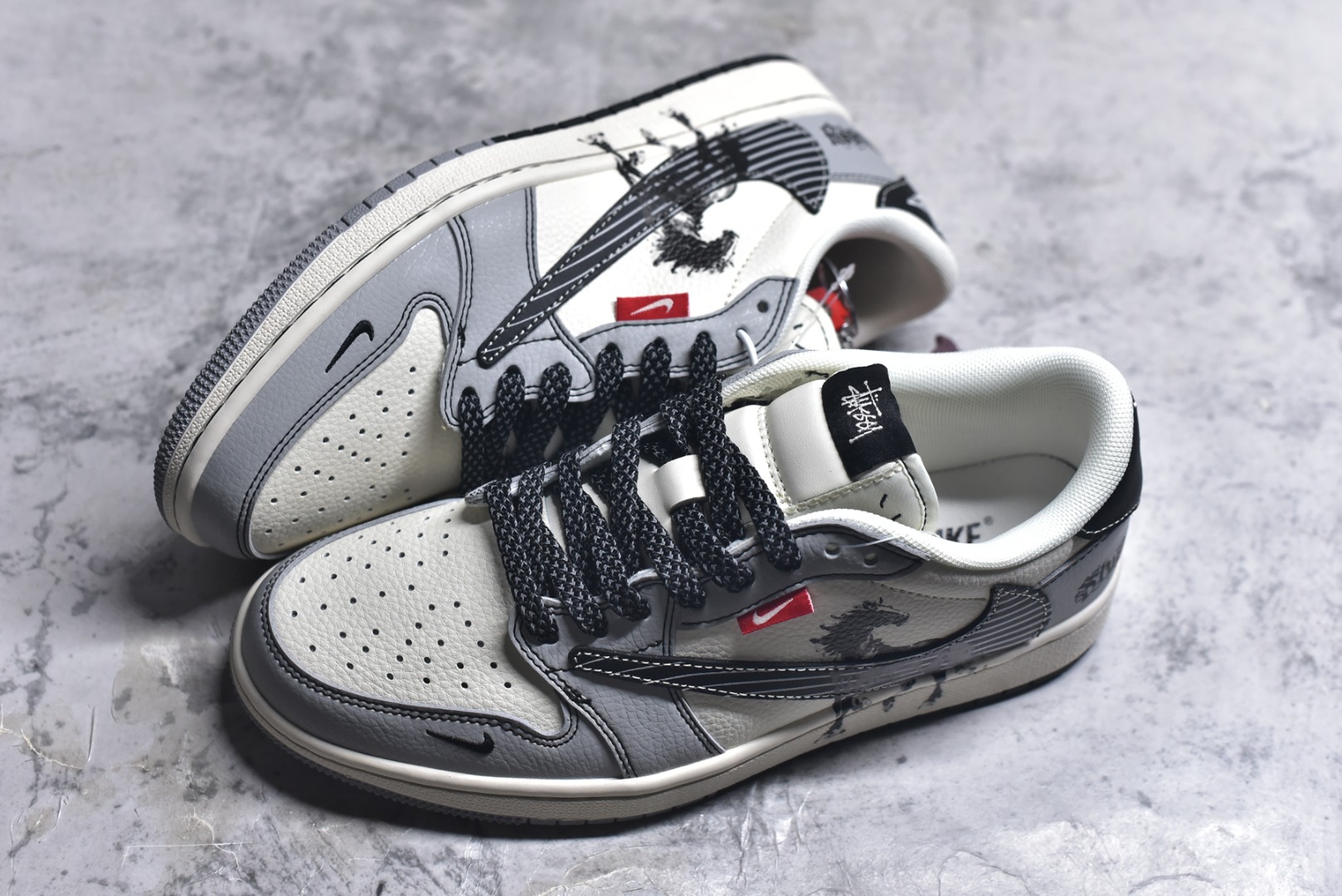 图片[7]-#Air Jordan 1 Low AJ1 乔1马年限定 千里马 高端定制 低帮复古篮球鞋 #定制鞋盒 大厂纯原品质出货 超高清洁度 皮料切割干净无任何毛边 细节完美 货号：JJ3508-550 尺码：36 36.5 37.5 38 38.5 39 40 40.5 41 42 42.5 43 44 44.5 45-选品中心