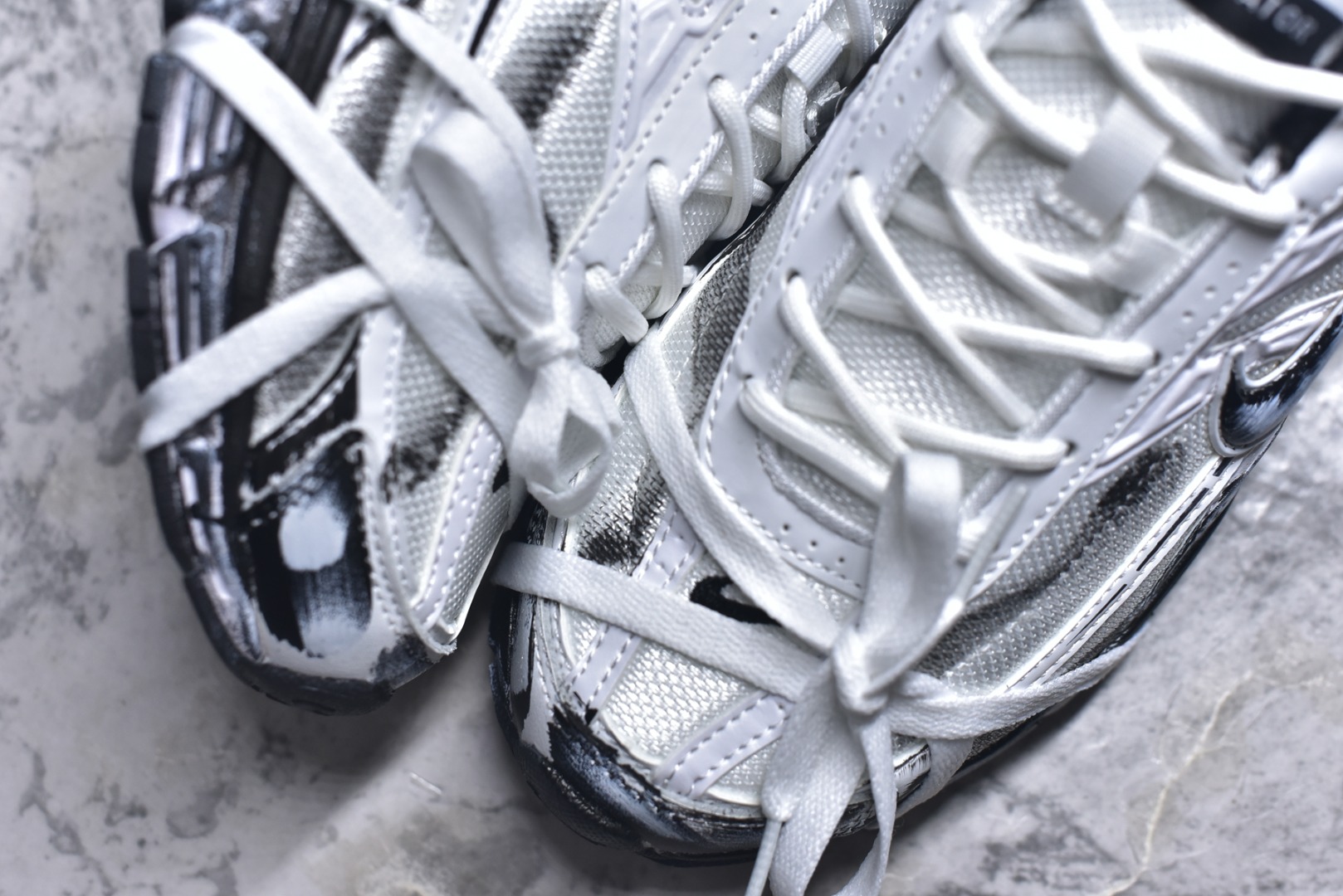 图片[8]-#Nike WMNS NIKE INITIAOR 复古单品 专为实现舒适畅跑而打造，Nike lnitiator跑步鞋采用透气鞋面，巧搭轻量中底，提供轻盈减震防护效果动态支撑减震防滑耐磨透气 低帮 休闲跑步鞋 货号：IB4339-033 尺码：36 36.5 37.5 38 38.5 39 40 40.5 41 42 42.5 43 44 45-选品中心