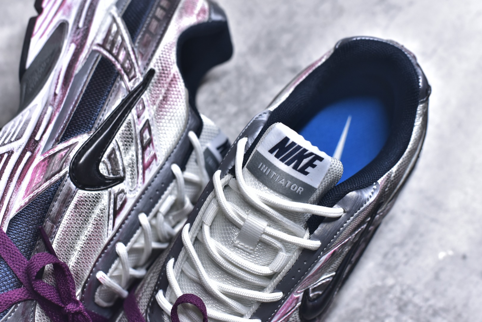 图片[9]-#Nike WMNS NIKE INITIAOR 复古单品 专为实现舒适畅跑而打造，Nike lnitiator跑步鞋采用透气鞋面，巧搭轻量中底，提供轻盈减震防护效果动态支撑减震防滑耐磨透气 低帮 休闲跑步鞋 货号：IB4339-035 尺码：36 36.5 37.5 38 38.5 39 40 40.5 41 42 42.5 43 44 45-选品中心