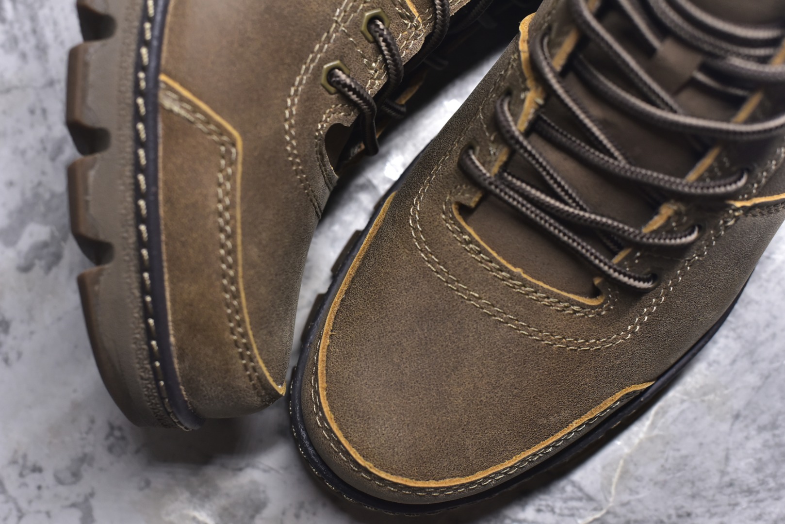 图片[8]-#美国原装FOOTWEAR/CAT卡特#724390高邦保暖休闲复古潮鞋天猫同款军靴卡特工装鞋复古高帮马丁靴雪地靴工装靴 原装渠道秒杀市面所有版本秋冬季 进口头层油蜡牛皮 橡胶大底 出口外贸订单 鞋子细节跟正品一摸一样无差别 固特异工艺 牢固百搭好看 尺码：39 40 41 42 43 44 (皮鞋码)-选品中心