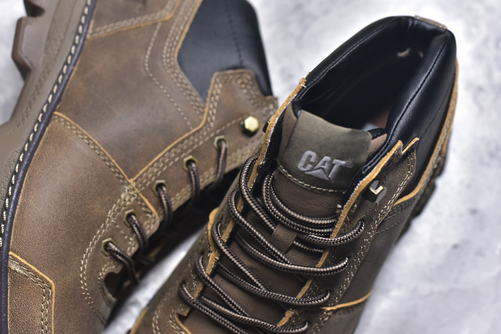 图片[9]-#美国原装FOOTWEAR/CAT卡特#724390高邦保暖休闲复古潮鞋天猫同款军靴卡特工装鞋复古高帮马丁靴雪地靴工装靴 原装渠道秒杀市面所有版本秋冬季 进口头层油蜡牛皮 橡胶大底 出口外贸订单 鞋子细节跟正品一摸一样无差别 固特异工艺 牢固百搭好看 尺码：39 40 41 42 43 44 (皮鞋码)-选品中心