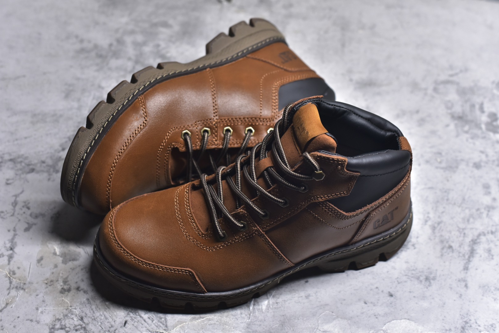 图片[7]-#美国原装FOOTWEAR/CAT卡特#724390高邦保暖休闲复古潮鞋天猫同款军靴卡特工装鞋复古高帮马丁靴雪地靴工装靴 原装渠道秒杀市面所有版本秋冬季 进口头层油蜡牛皮 橡胶大底 出口外贸订单 鞋子细节跟正品一摸一样无差别 固特异工艺 牢固百搭好看 尺码：39 40 41 42 43 44 (皮鞋码)-选品中心