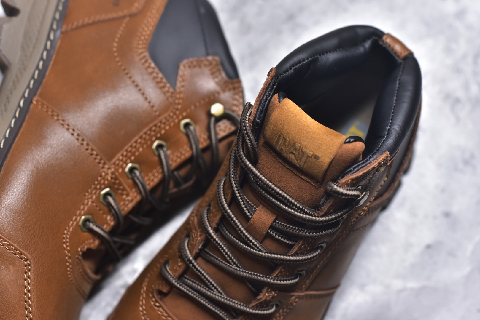 图片[9]-#美国原装FOOTWEAR/CAT卡特#724390高邦保暖休闲复古潮鞋天猫同款军靴卡特工装鞋复古高帮马丁靴雪地靴工装靴 原装渠道秒杀市面所有版本秋冬季 进口头层油蜡牛皮 橡胶大底 出口外贸订单 鞋子细节跟正品一摸一样无差别 固特异工艺 牢固百搭好看 尺码：39 40 41 42 43 44 (皮鞋码)-选品中心