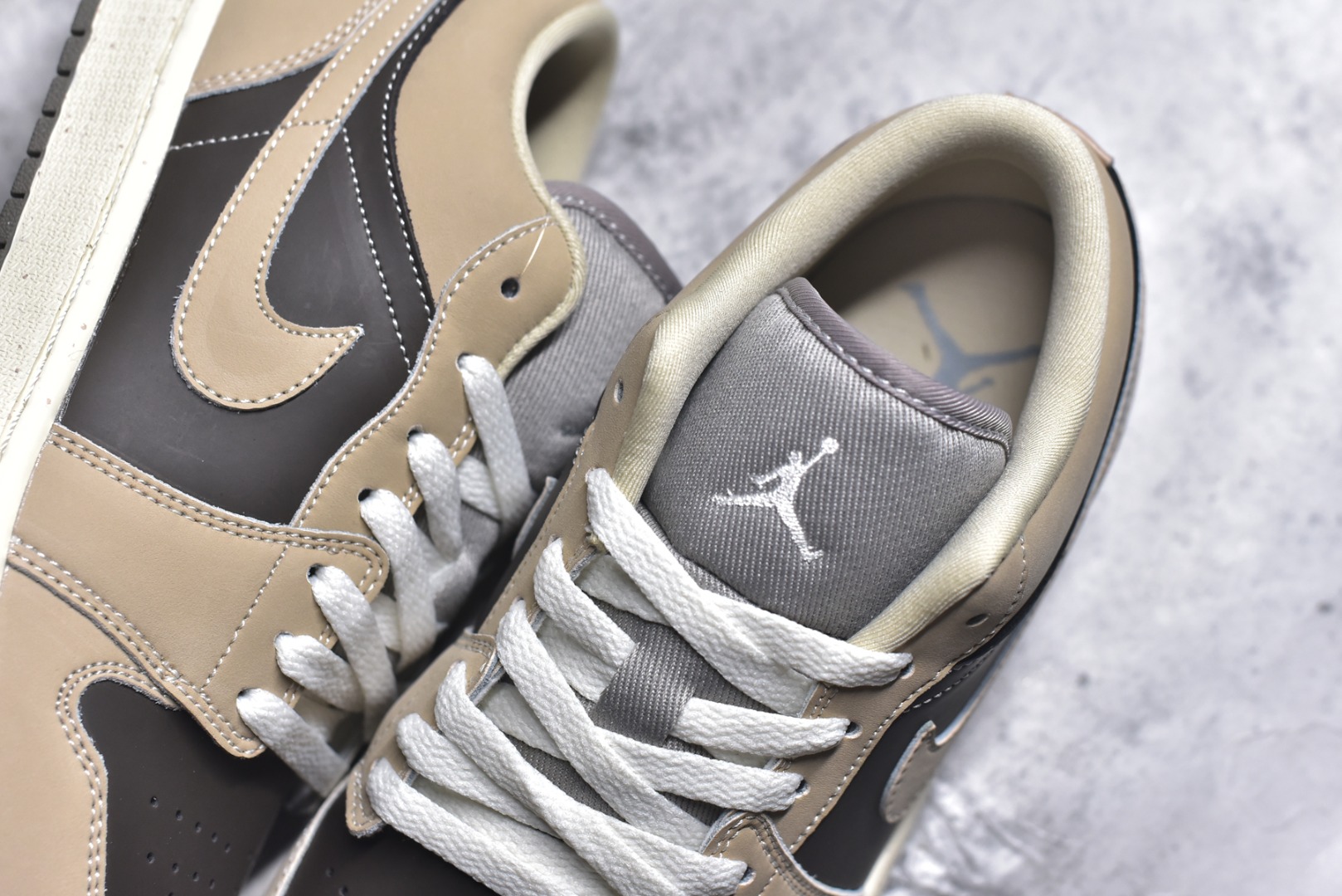 图片[9]-#Nike AIR JORDAN 1 LOW SE 低帮文化休闲板鞋 IB7011 001 市场唯一独家头层皮打造 原鞋原档案开发 原厂皮料 原档冲孔鞋头 正确满胶鞋垫 四线拉帮 原厂织唛标 鞋舌高弹海绵填充 尺码：36-46-选品中心