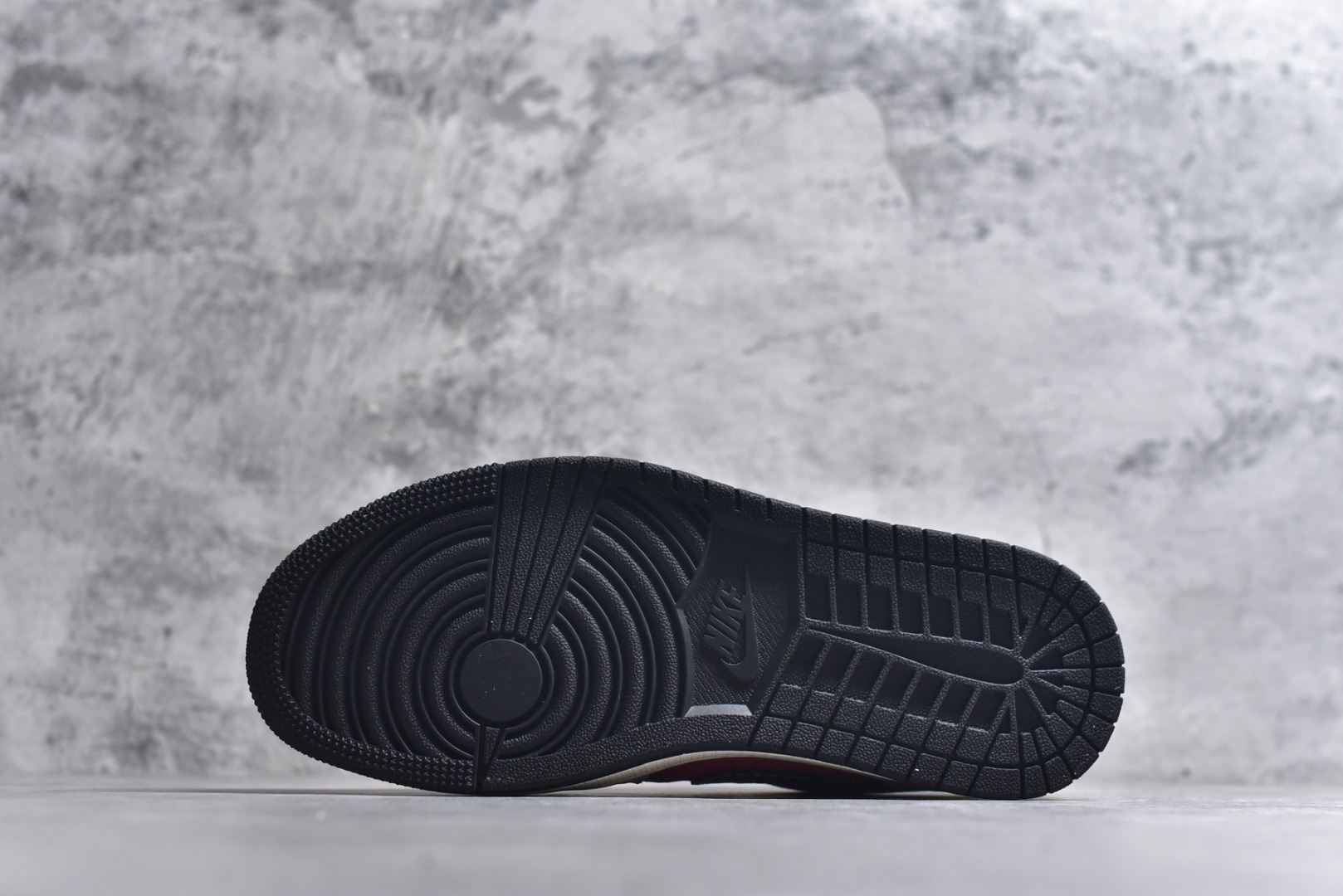 图片[6]-#Air Jordan 1 Low AJ1 乔1 马年限定 骏马奔腾 高端定制 低帮复古篮球鞋 #定制鞋盒 大厂纯原品质出货 超高清洁度 皮料切割干净无任何毛边 细节完美 货号：FC1688-203 尺码：36 36.5 37.5 38 38.5 39 40 40.5 41 42 42.5 43 44 44.5 45-选品中心