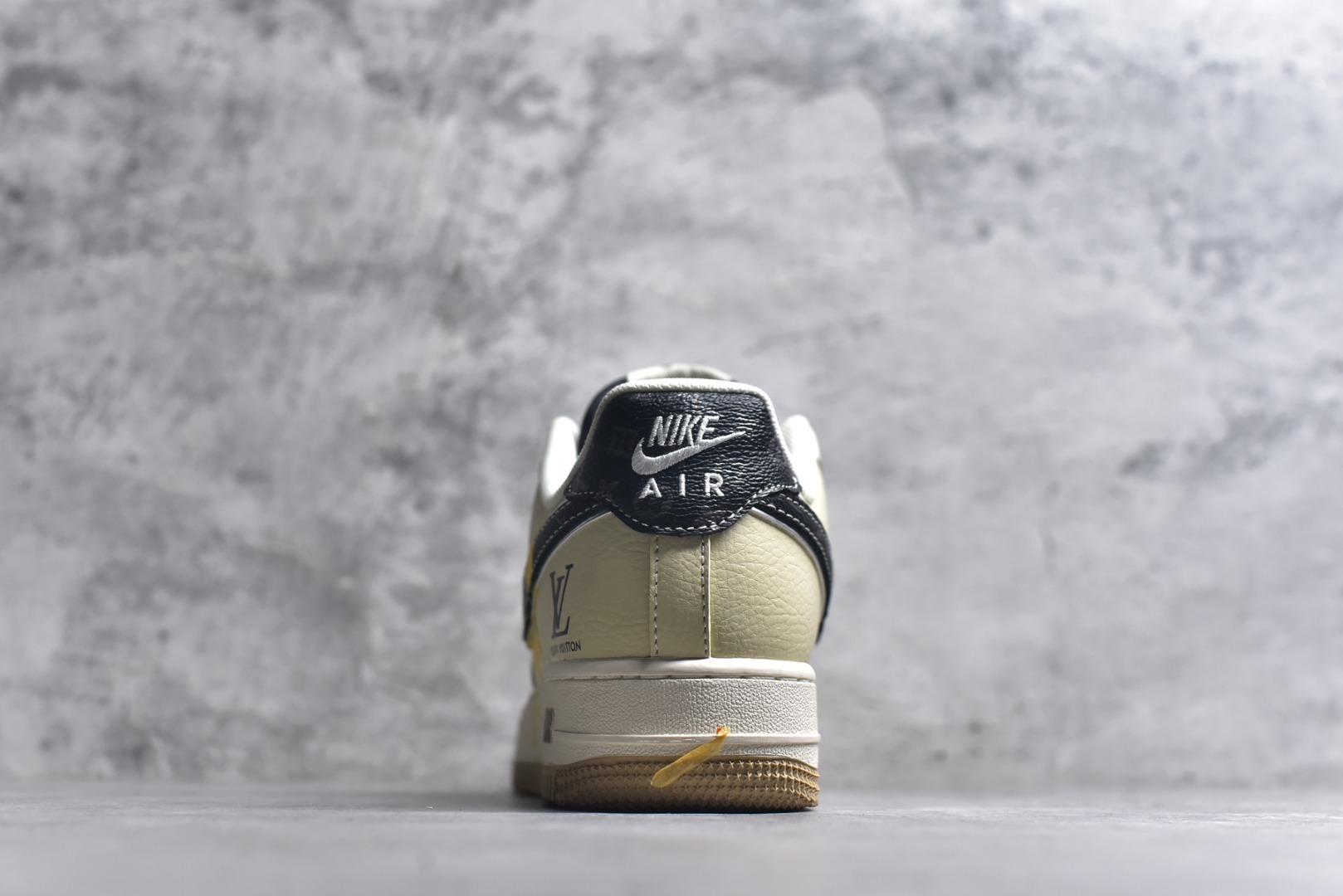 图片[5]-#Nike Air Force 1\’07 Low 联名 骏马奔腾 空军一号低帮休闲板鞋 #原楦头原纸板 原装鞋盒 定制五金配件 内置全掌气垫 原厂鞋底 货号：ZH2598-308 尺码：36 36.5 37.5 38 38.5 39 40 40.5 41 42 42.5 43 44 44.5 45-选品中心