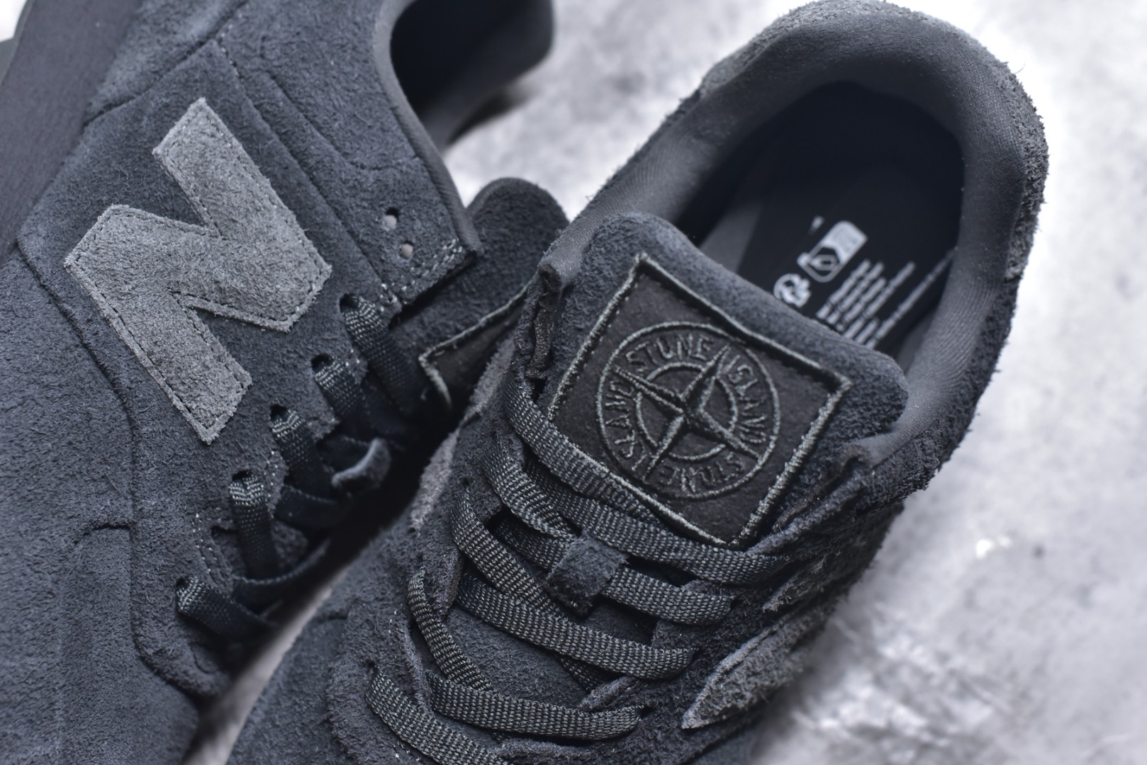 图片[9]-#STONE ISLAND x New Balance NB 574 LEGACY Ghost 复古运动跑步鞋 采用猪巴革组合网织物鞋面材质 全新4层组合独立私模大底 货号：U574BST1 尺码：36 36.5 37.5 38 38.5 39 40 40.5 41.5 42 42.5 43 44 45-选品中心