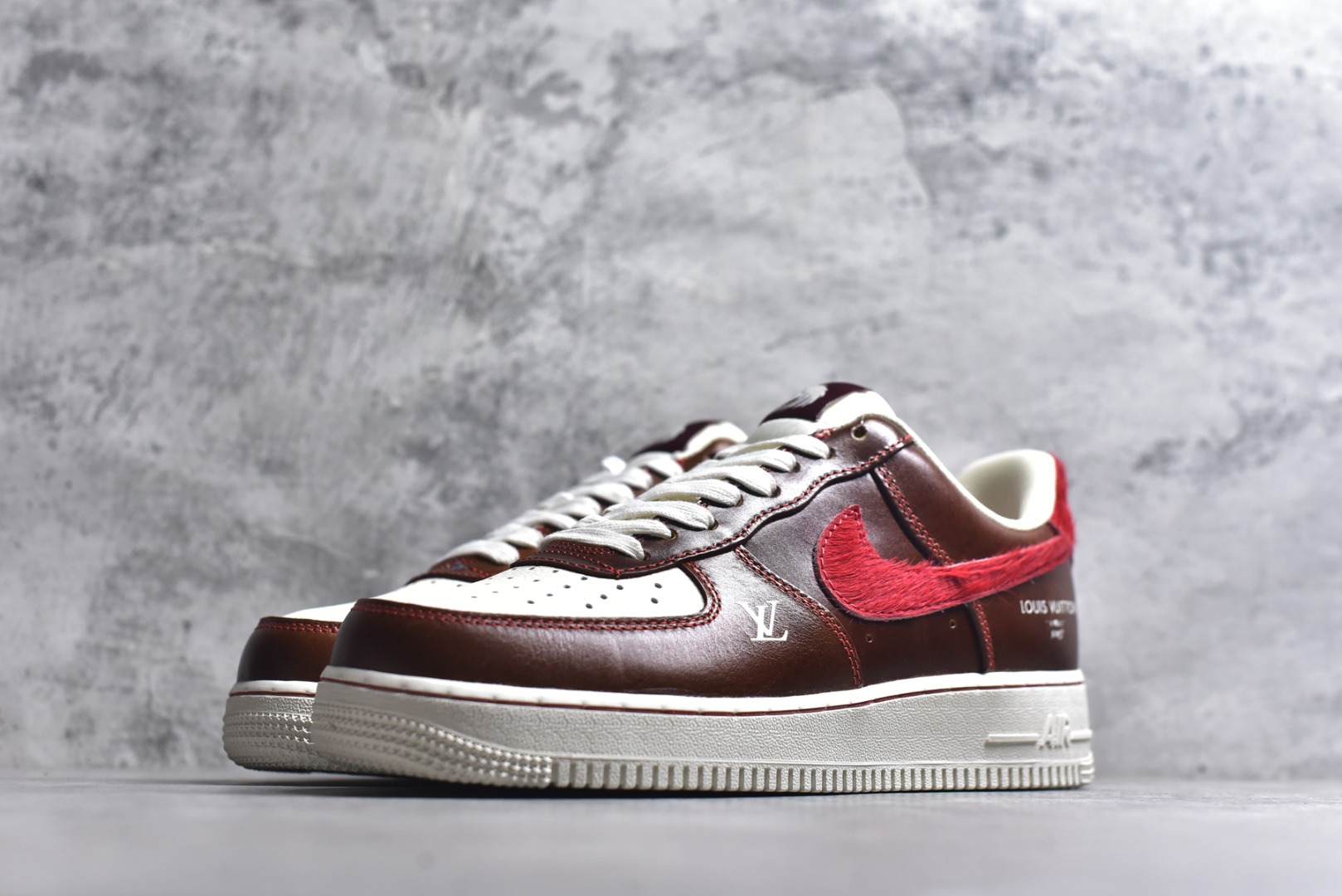 图片[2]-#Nike Air Force 1\’07 Low 马年限定 复古棕咖赤红 空军一号低帮休闲板鞋 #原楦头原纸板 高端定制鞋盒 原厂鞋底 超高清洁度 细节完美 货号：FV3694-103 尺码：36 36.5 37.5 38 38.5 39 40 40.5 41 42 42.5 43 44 44.5 45-选品中心