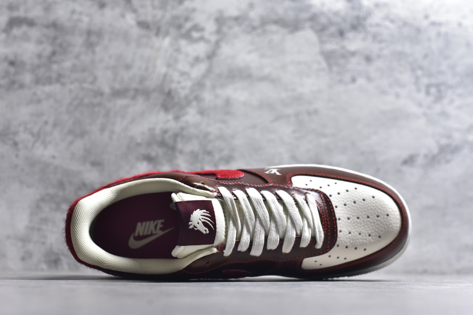 图片[4]-#Nike Air Force 1\’07 Low 马年限定 复古棕咖赤红 空军一号低帮休闲板鞋 #原楦头原纸板 高端定制鞋盒 原厂鞋底 超高清洁度 细节完美 货号：FV3694-103 尺码：36 36.5 37.5 38 38.5 39 40 40.5 41 42 42.5 43 44 44.5 45-选品中心