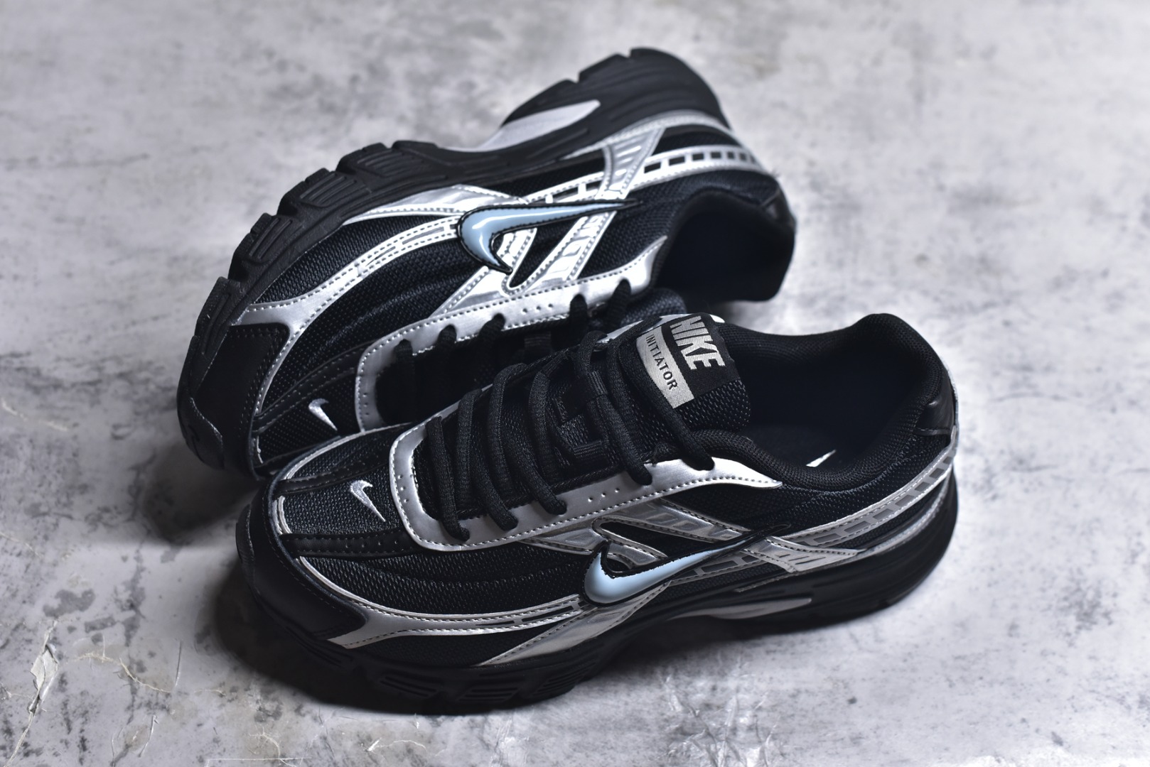 图片[7]-#NK Initiator 创始者系列 运动舒适复古网布合成革减震防滑耐磨低帮休闲跑步鞋 Ins爆火全新韩系古着风 回味经典 采用透气网眼鞋面和支撑覆盖层 自然运动设计的Phlyon中底用于缓冲 BRS 1000碳橡胶外底具有轻质柔韧性 牵引力和耐用性 货号：IO7597-001 尺码：36-45-选品中心