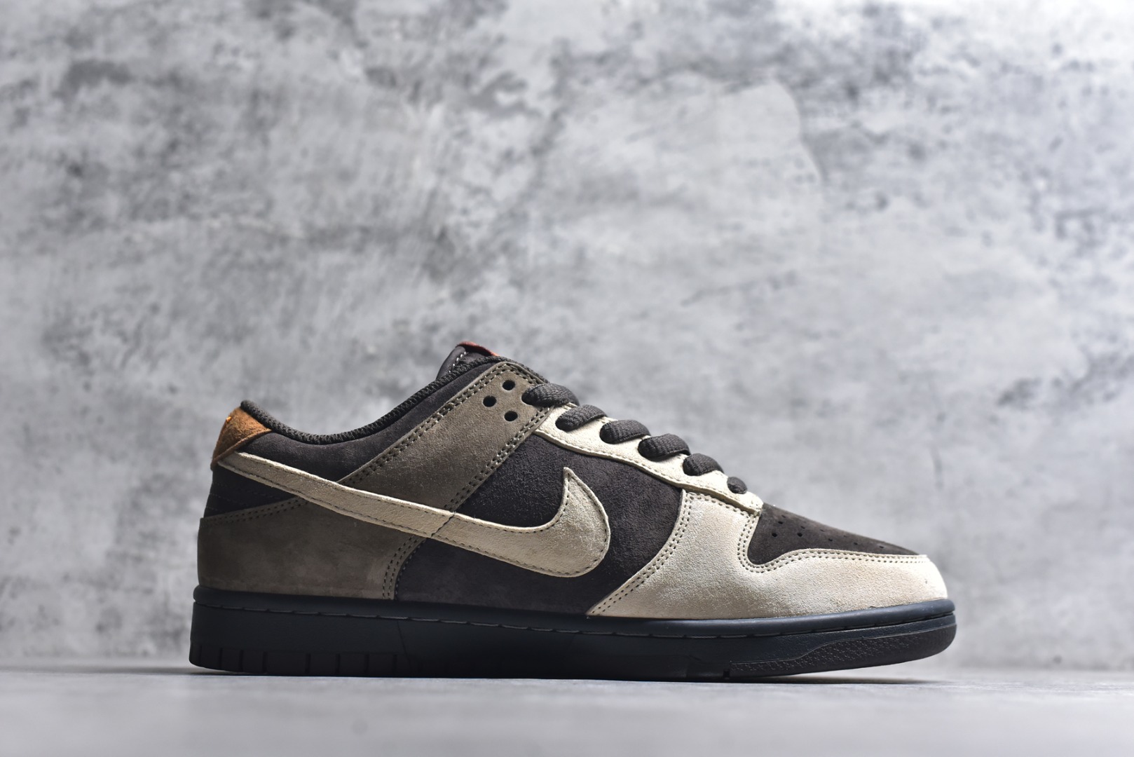 图片[3]-#Nike Dunk Low 棕熊🐻 货号：UK2320 189 尺码：36 36.5 37.5 38 38.5 39 40 40.5 41 42 42.5 43 44 45-选品中心