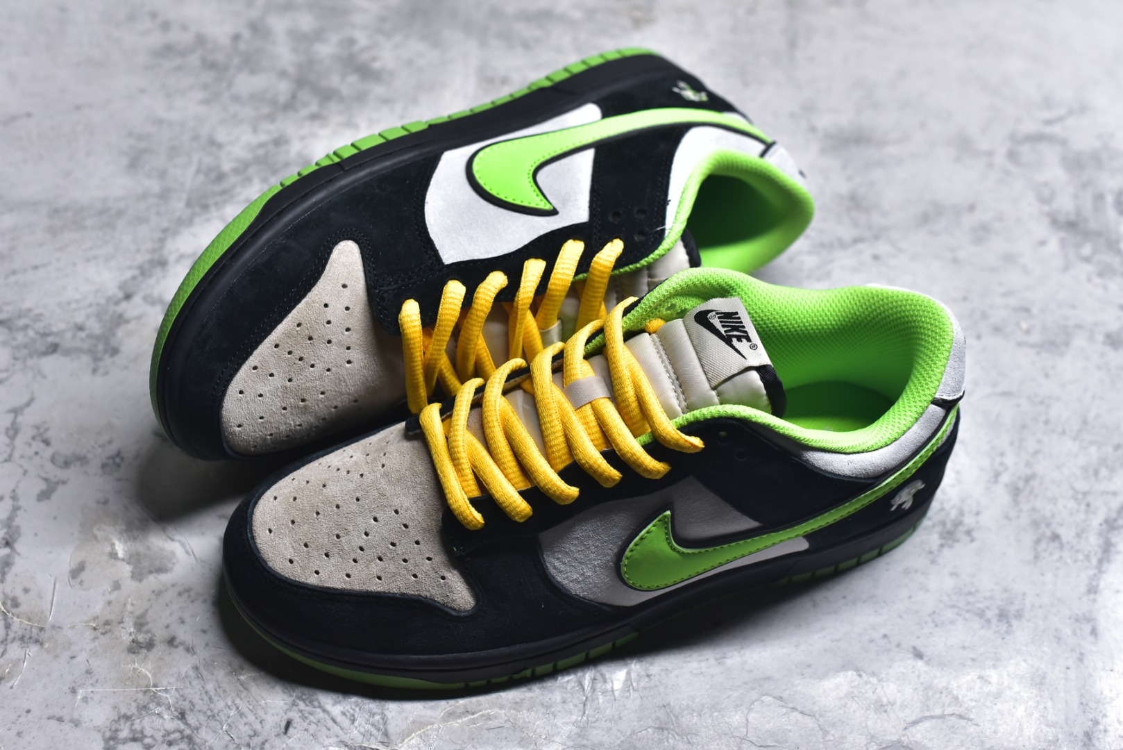 图片[7]-#飞天小女警 Nike Dunk Low 黑绿 货号：GP5532-063 尺码：36 36.5 37.5 38 38.5 39 40 40.5 41 42 42.5 43 44 45-选品中心