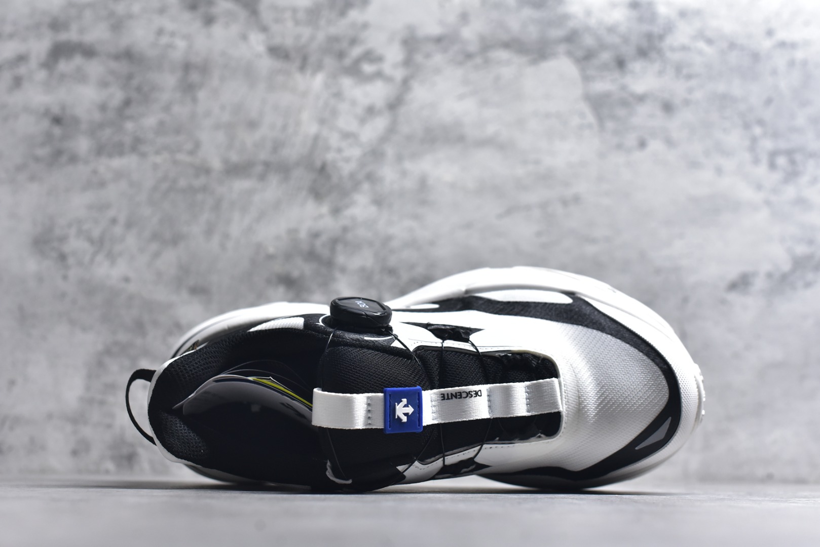 图片[4]-#迪桑特DESCENTE SKI STYLE系列 GORE-TEX 舒适 耐磨防水 低帮 徒步鞋 货号：D5131SSN38 尺码：40-45-选品中心