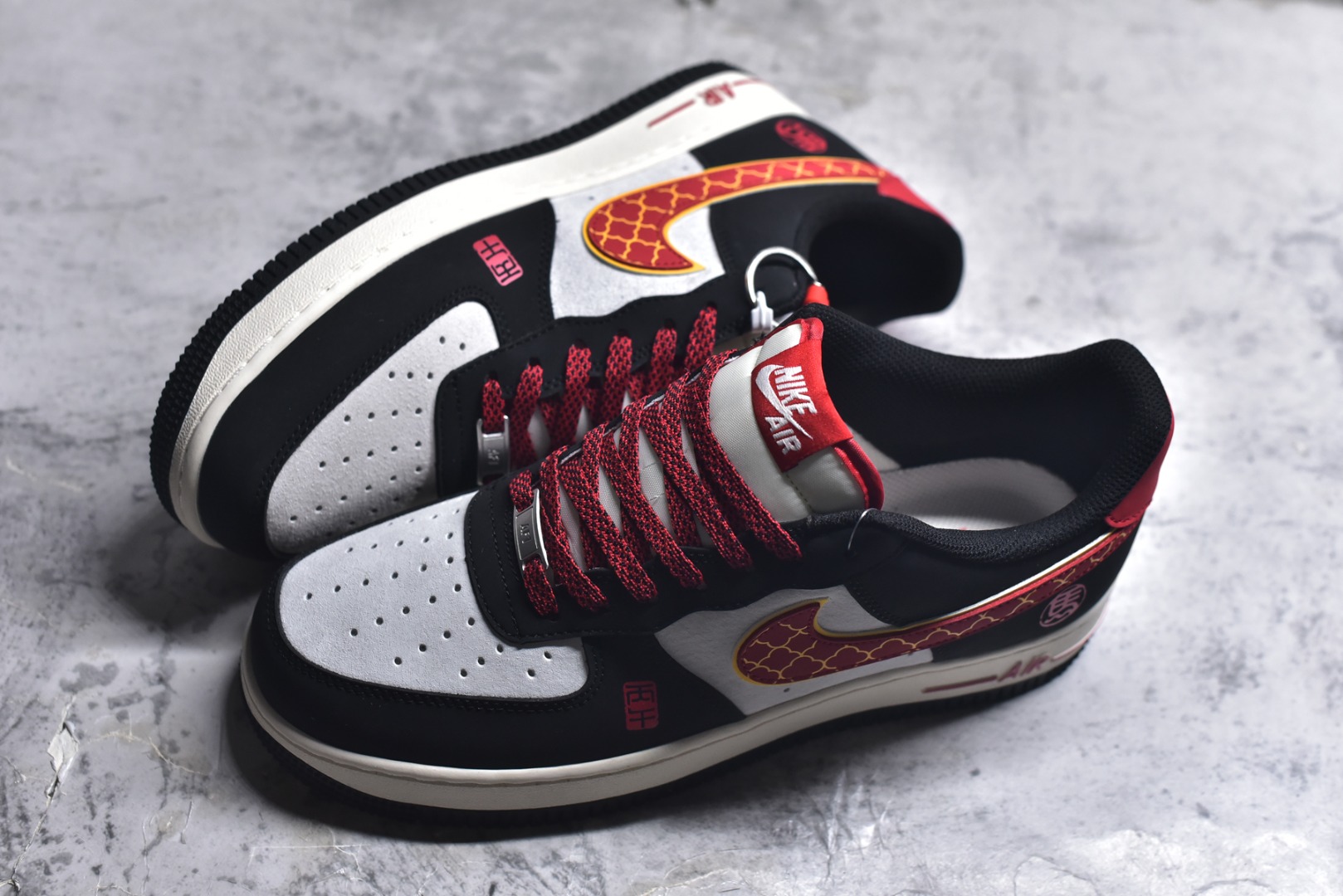 图片[7]-#2026年爆款限量发售！公司级NIke Air Force 1 \’07 Low “马年限定-汗血宝马”空军一号 低帮 运动鞋 休闲鞋 折边针车 工艺难度大 原楦头原纸板 原装鞋盒 定制五金配件 内置全掌气垫 原厂鞋底 货号：HT5088-612 尺码：36 36.5 37.5 38 38.5 39 40 40.5 41 42 42.5 43 44 44.5 45-选品中心