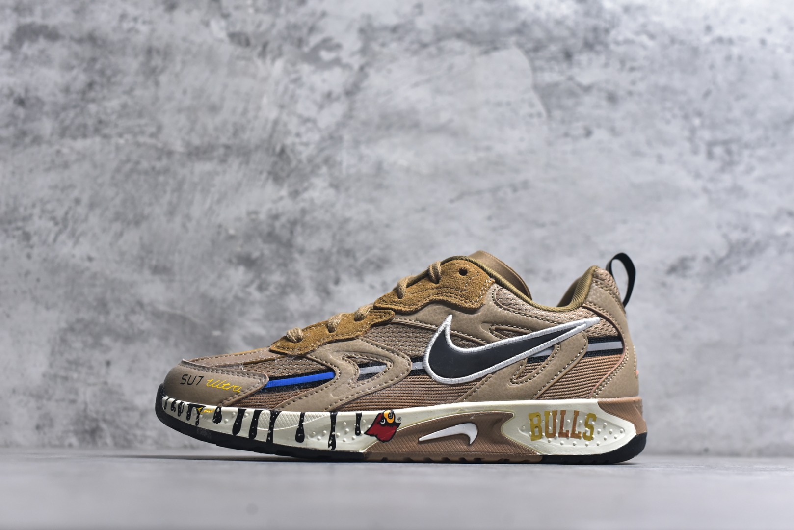 #Nike Jam Train 耐克舒适时尚防滑耐磨低帮生活休闲鞋 货号：FN0314-200 尺码：36 36.5 37.5 38 38.5 39 40 40.5 41 42 42.5 43 44 44.5 45 46-选品中心