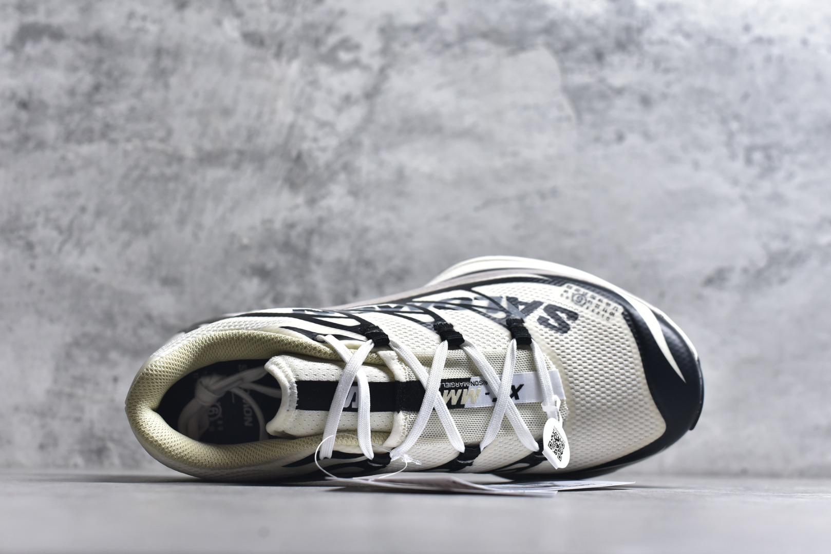 图片[4]-#MM6 Maison Margiela x SALOMON 萨洛蒙 XT-6网布绒面革 舒适 低帮 生活休闲鞋 男女鞋 纯原外贸平台特供订单 全套原纸板楦头开发 原厂特供网布配套加持 确保原汁原味 完美呈现版型 原档数据独家私模五层组合大底 原装Ortholite轻量化鞋垫 原厂TPU锁扣 进口港宝加持 后跟自然饱满 还原公司包裹性 货号：479494 尺码： 36-45-选品中心