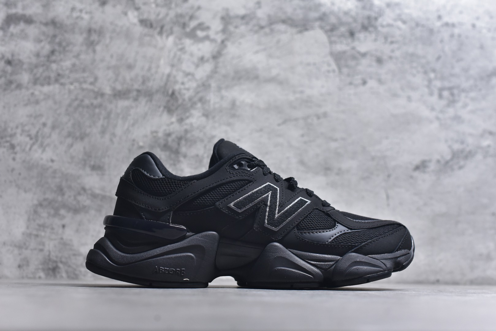 图片[3]-#New Balance 新百伦 U9060ZGE 复古休闲慢跑鞋 头部一线大厂出品 外贸平台专供 尺码：36 37 37.5 38 38.5 39.5 40 40.5 41.5 42 42.5 43 44 44.5 45-选品中心