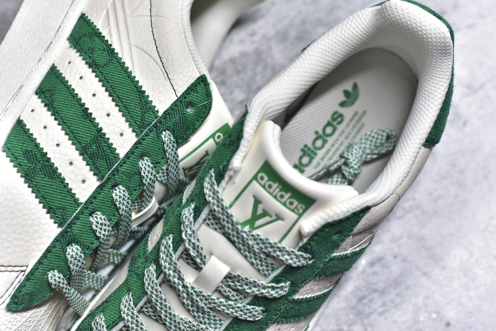 图片[9]-#独家实拍✨ Adidas Originals Superstar 联名款 经典贝壳头官网同步 实拍首发渠道正品订单 诠释市场最高工艺水平区别市面普通真标版本，进出专柜无压力 货号：XS0017 尺码：36-45（半）-选品中心