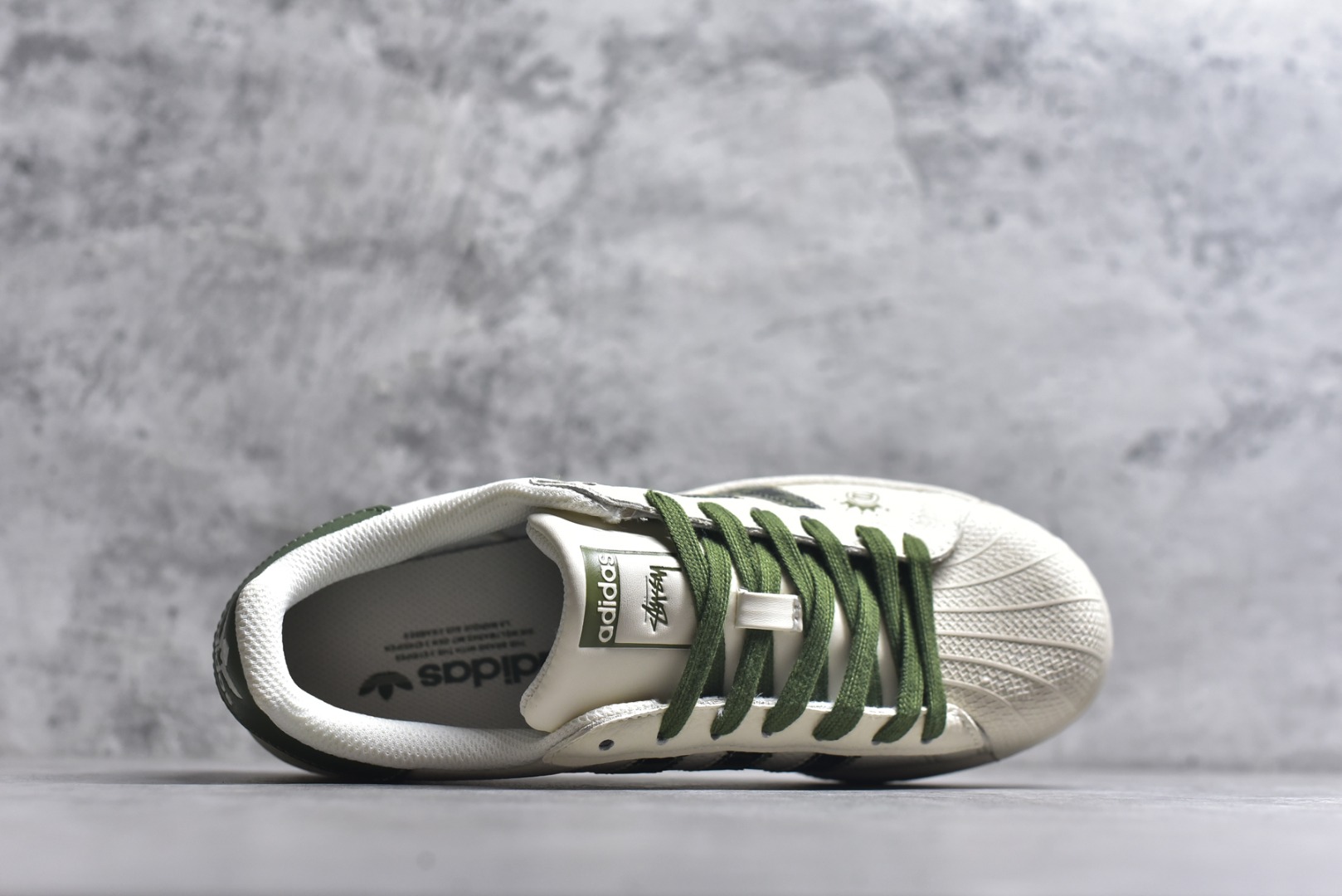 图片[4]-#独家实拍✨ Adidas Originals Superstar 斯图西联名款 经典贝壳头官网同步 实拍首发渠道正品订单 诠释市场最高工艺水平区别市面普通真标版本，进出专柜无压力 货号：XS0009 尺码：36-45（半）-选品中心