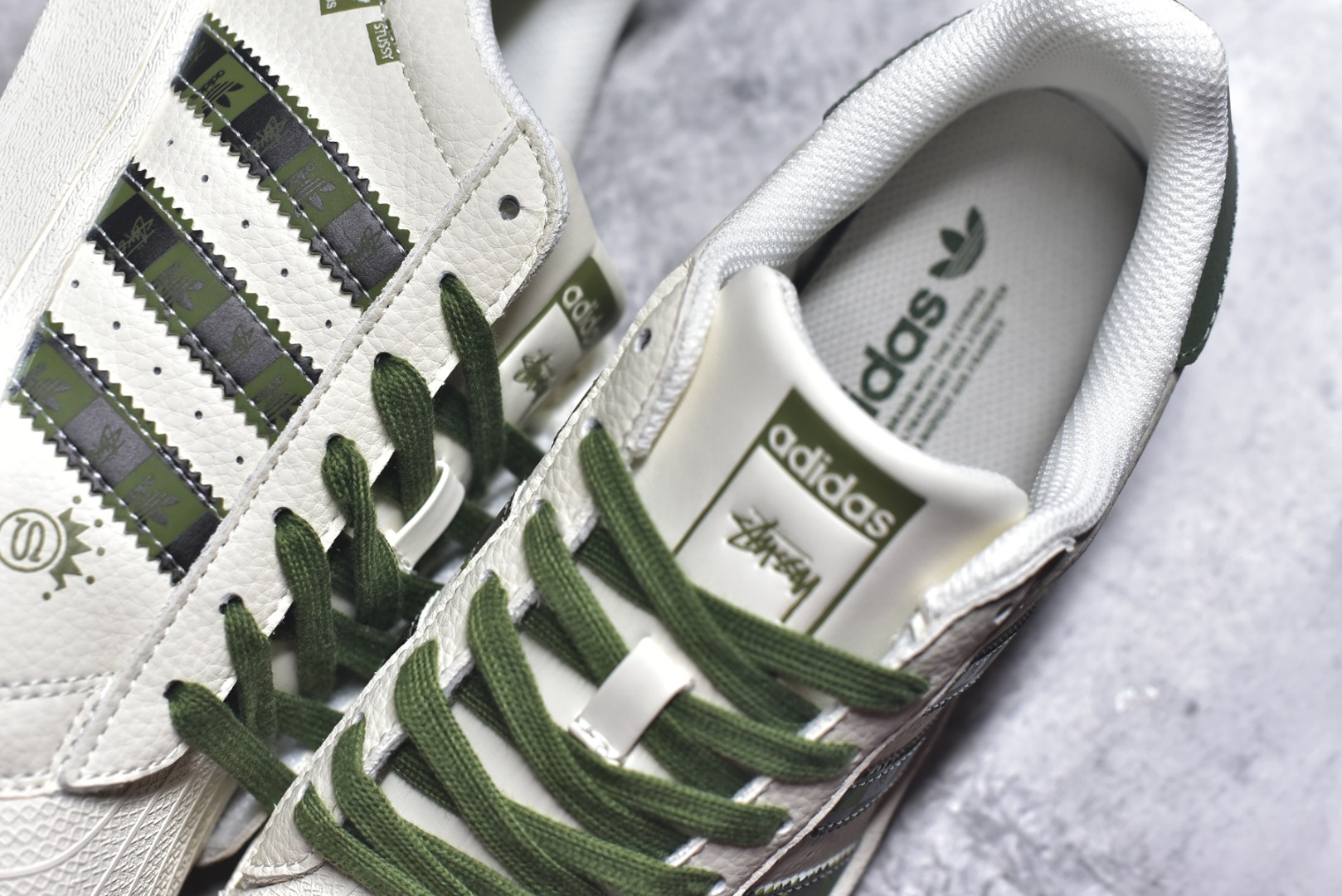 图片[9]-#独家实拍✨ Adidas Originals Superstar 斯图西联名款 经典贝壳头官网同步 实拍首发渠道正品订单 诠释市场最高工艺水平区别市面普通真标版本，进出专柜无压力 货号：XS0009 尺码：36-45（半）-选品中心