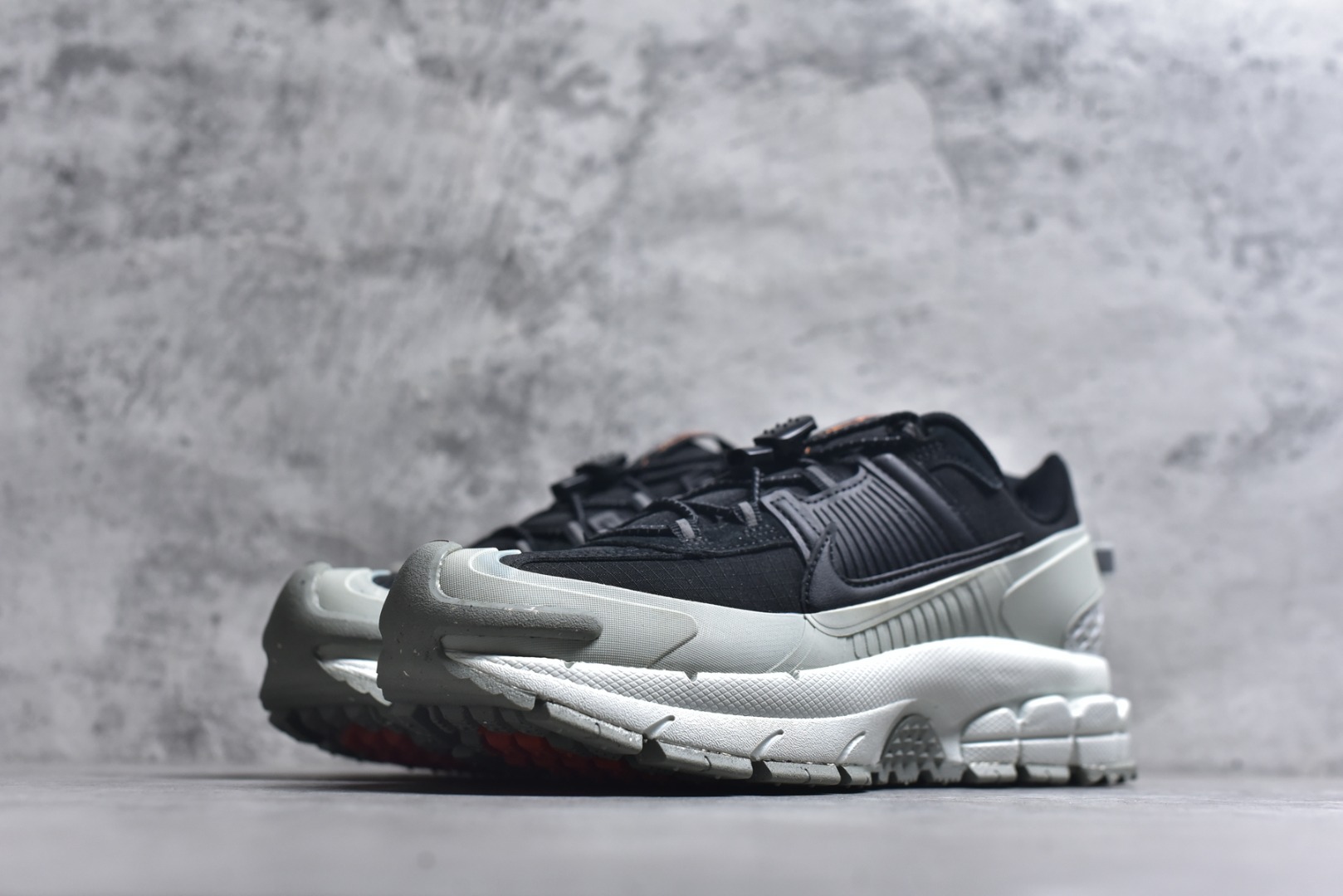 图片[2]-#Nike Zoom Vomero Roam 耐克 复古休闲运动慢跑鞋 货号：FV2295-001 尺码：36 36.5 37.5 38 38.5 39 40 40.5 41 42 42.5 43 44 45-选品中心