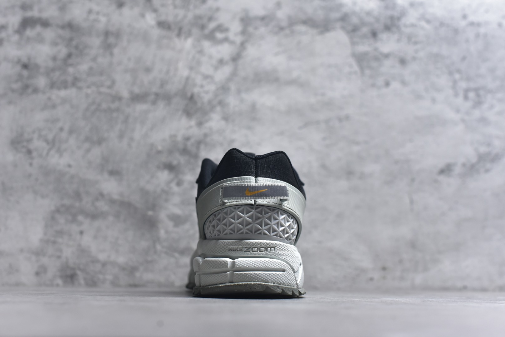 图片[5]-#Nike Zoom Vomero Roam 耐克 复古休闲运动慢跑鞋 货号：FV2295-001 尺码：36 36.5 37.5 38 38.5 39 40 40.5 41 42 42.5 43 44 45-选品中心