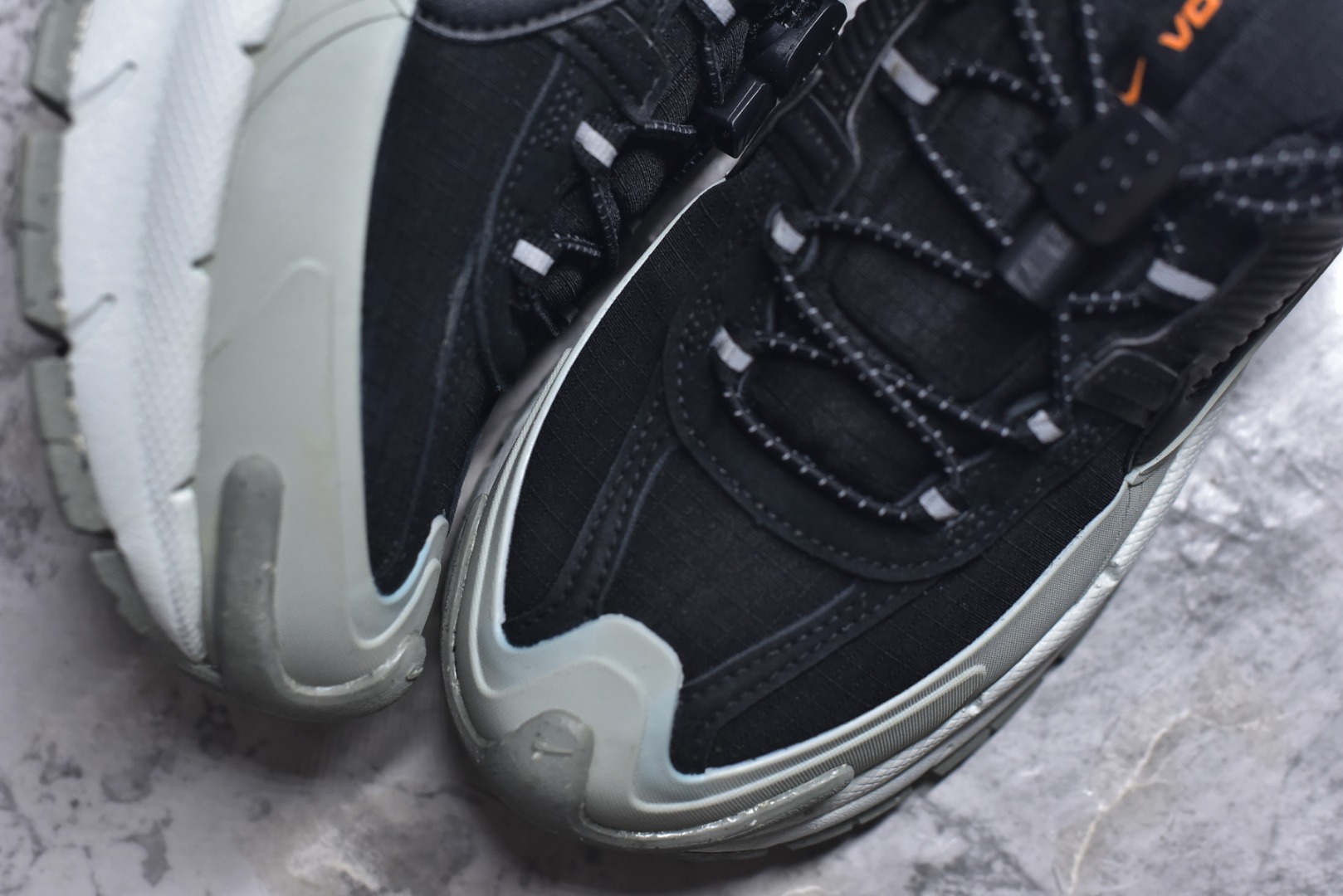 图片[8]-#Nike Zoom Vomero Roam 耐克 复古休闲运动慢跑鞋 货号：FV2295-001 尺码：36 36.5 37.5 38 38.5 39 40 40.5 41 42 42.5 43 44 45-选品中心