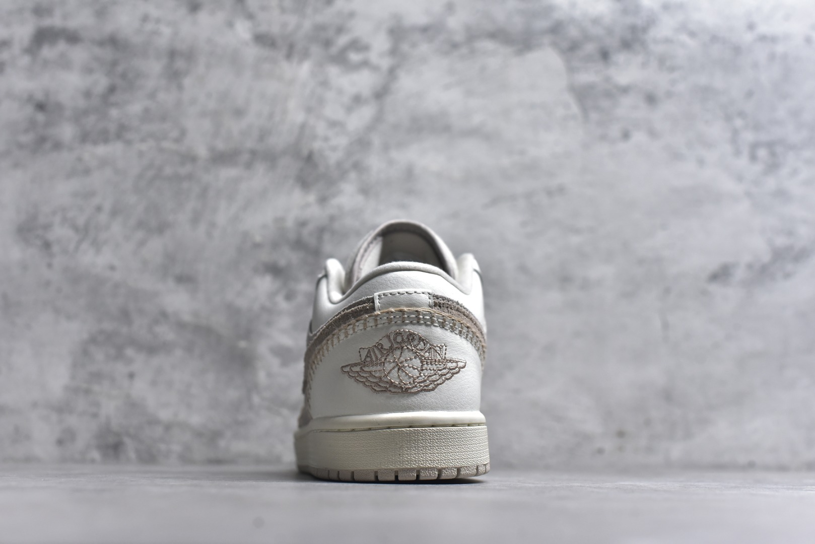 图片[5]-#AIR JORDAN 1 LOW 低帮 米色 HV4268-120 男女鞋 35.5 36 36.5 37.5 38 38.5 39 40 40.5 41 42 42.5 43 44 44.5 45-选品中心