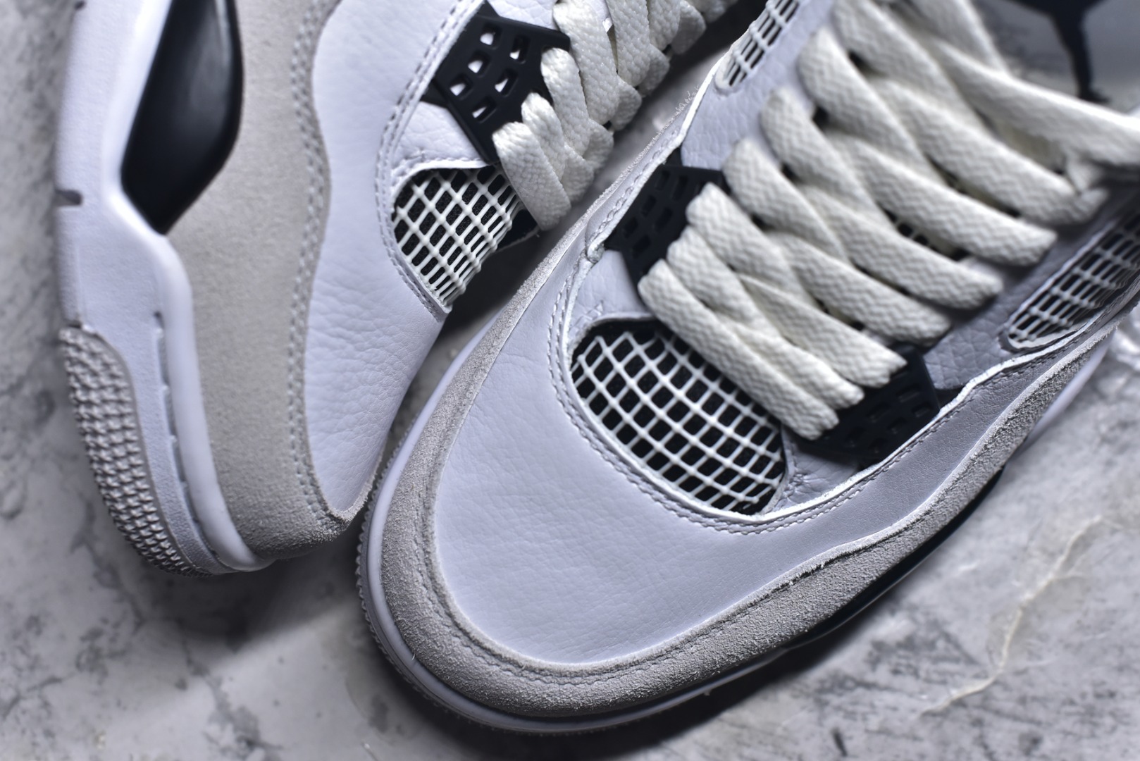 图片[8]-#Nike Air Jordan 4 Retro 耐克迈克尔·乔丹AJ4代中帮复古休闲运动文化篮球鞋 原厂材料TPU超Q弹网格材质 缜密拉帮及中底钢印细节 组合开窗式气垫大底 升级原楦原档案数据开发纸版楦型 采用同源纳帕头层皮革鞋面材质 全新底模完美品相清洁度及喷漆效果 货号：DH6927-111 尺码：36-48.5-选品中心