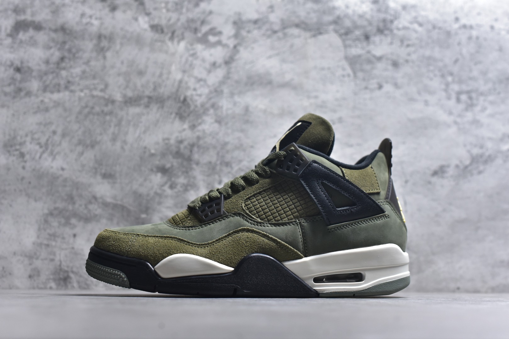 #Air Jordan AJ4 Retro \