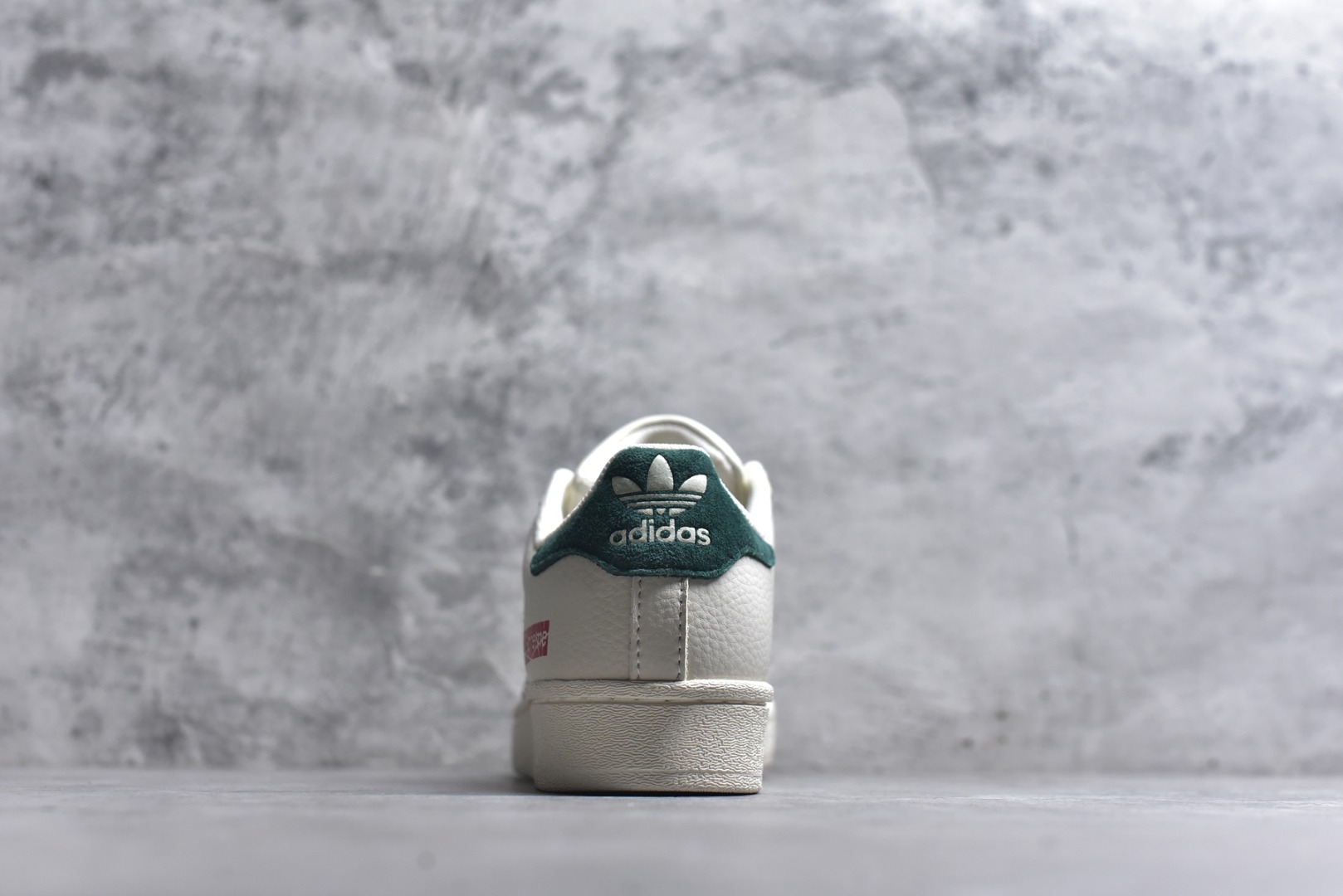 图片[5]-#独家实拍✨定制版AD Originals Superstar x Supreme 白绿采用全新头层拼接皮革材质后跟采用特色3D立体印字渠道正品订单 诠释市场最高工艺水平全鞋进口头层皮料打造区别市面普通真标版本进出专柜无压力 货号：XS0008 尺码：36-45-选品中心