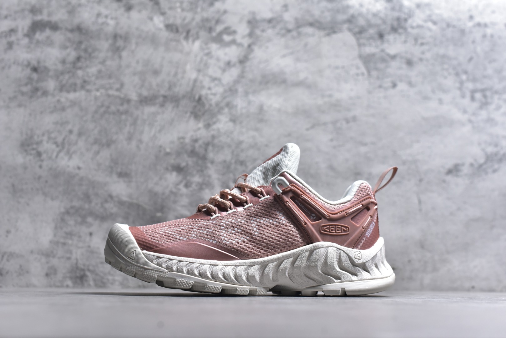 #KEEN科恩 NXIS EVO WP 户外运动低帮防水透气徒步鞋 分色 货号：1029786 尺码：36-44-选品中心